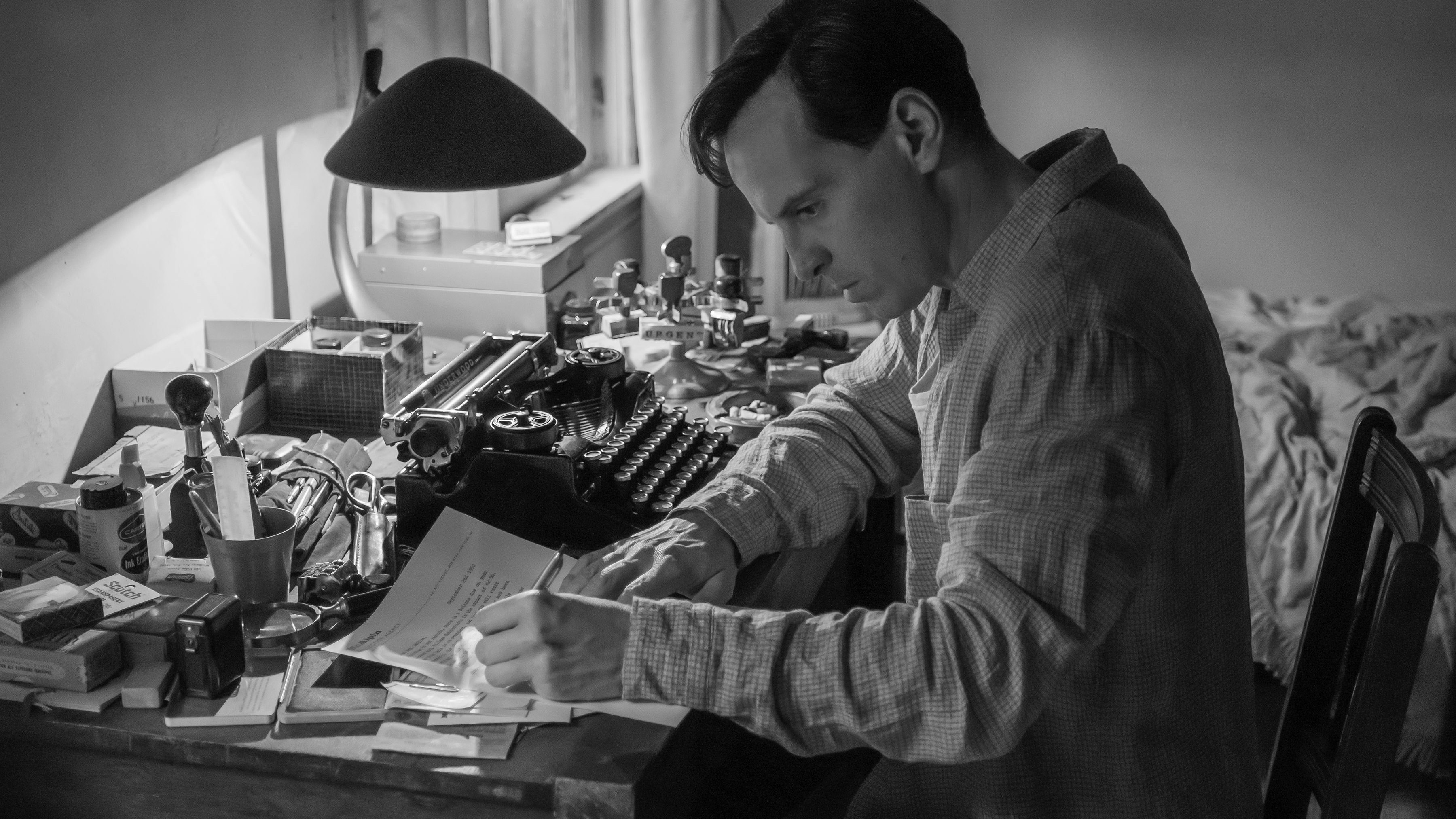 Ausstattung, Szenenbild, Kostüme – bei "Ripley" passt alles (Andrew Scott als Tom Ripley).