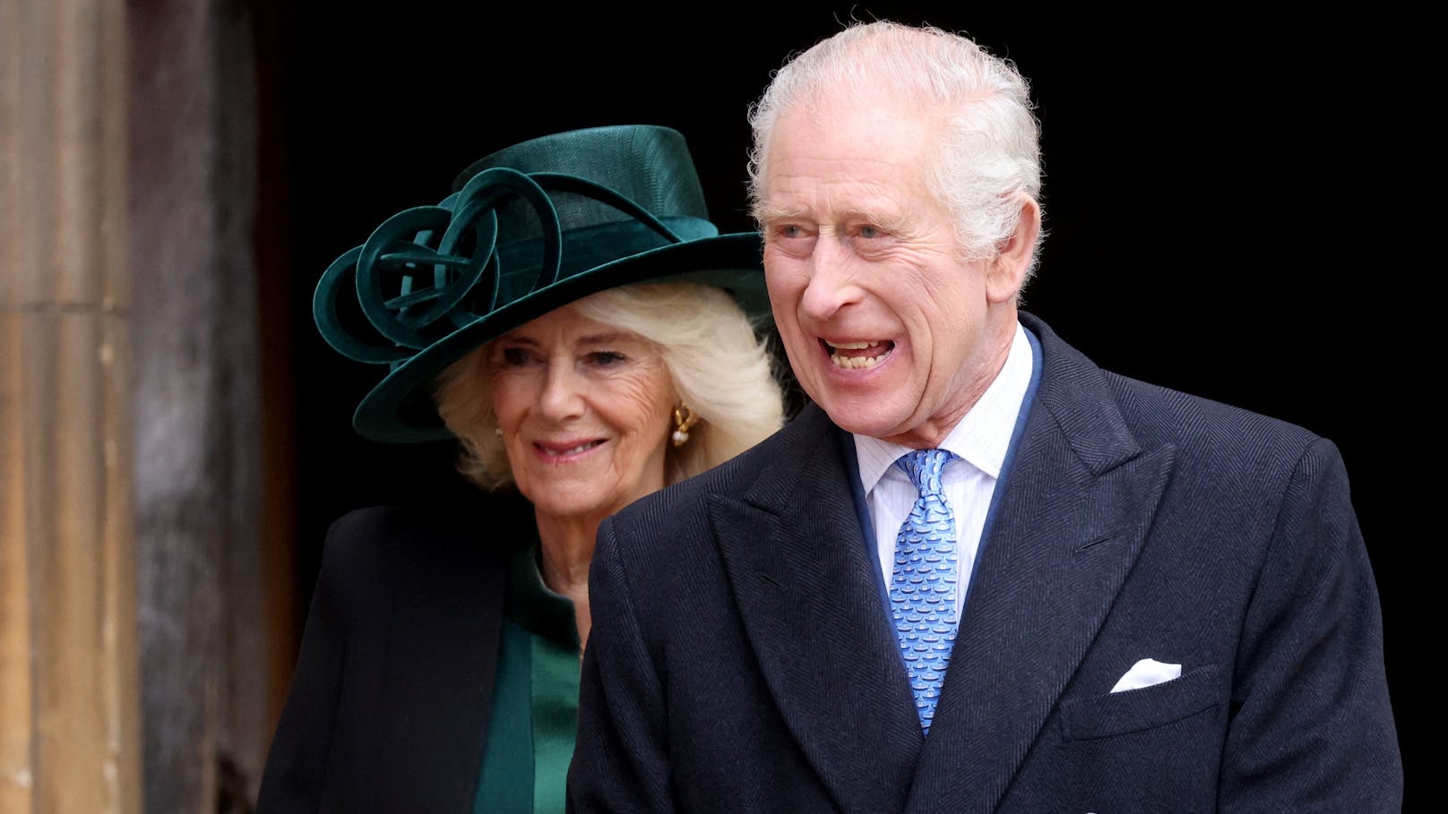 Charles heißt Touristen im Buckingham-Palast willkommen