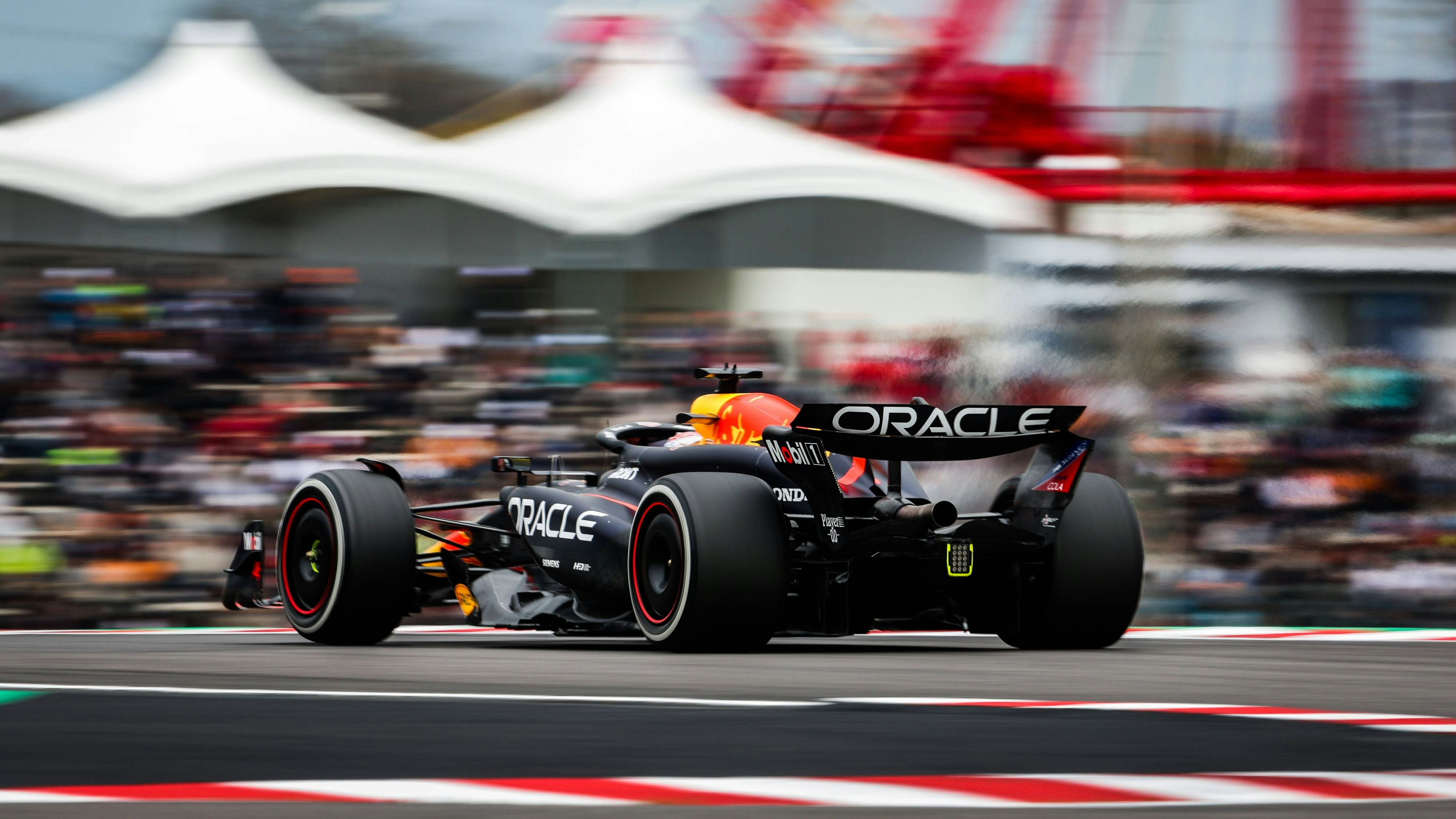 Das Red-Bull-Team ist zufrieden mit den ersten Runden in Japan.