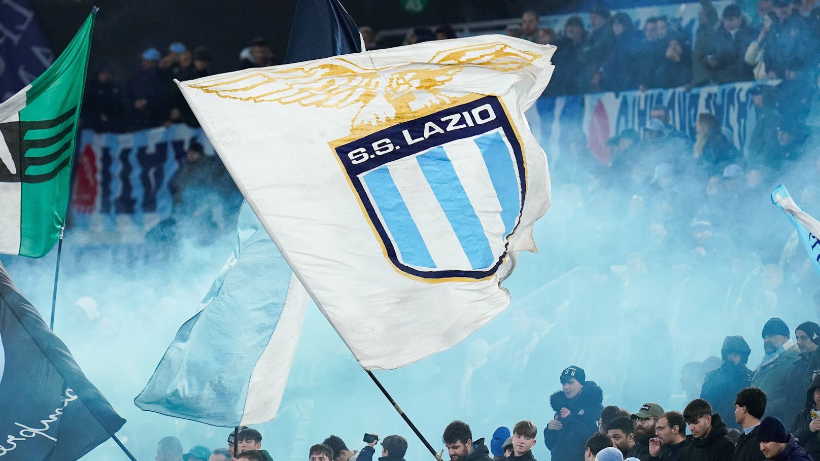 Lazio-Fans sorgen vor Roma-Derby für Hitler-Skandal