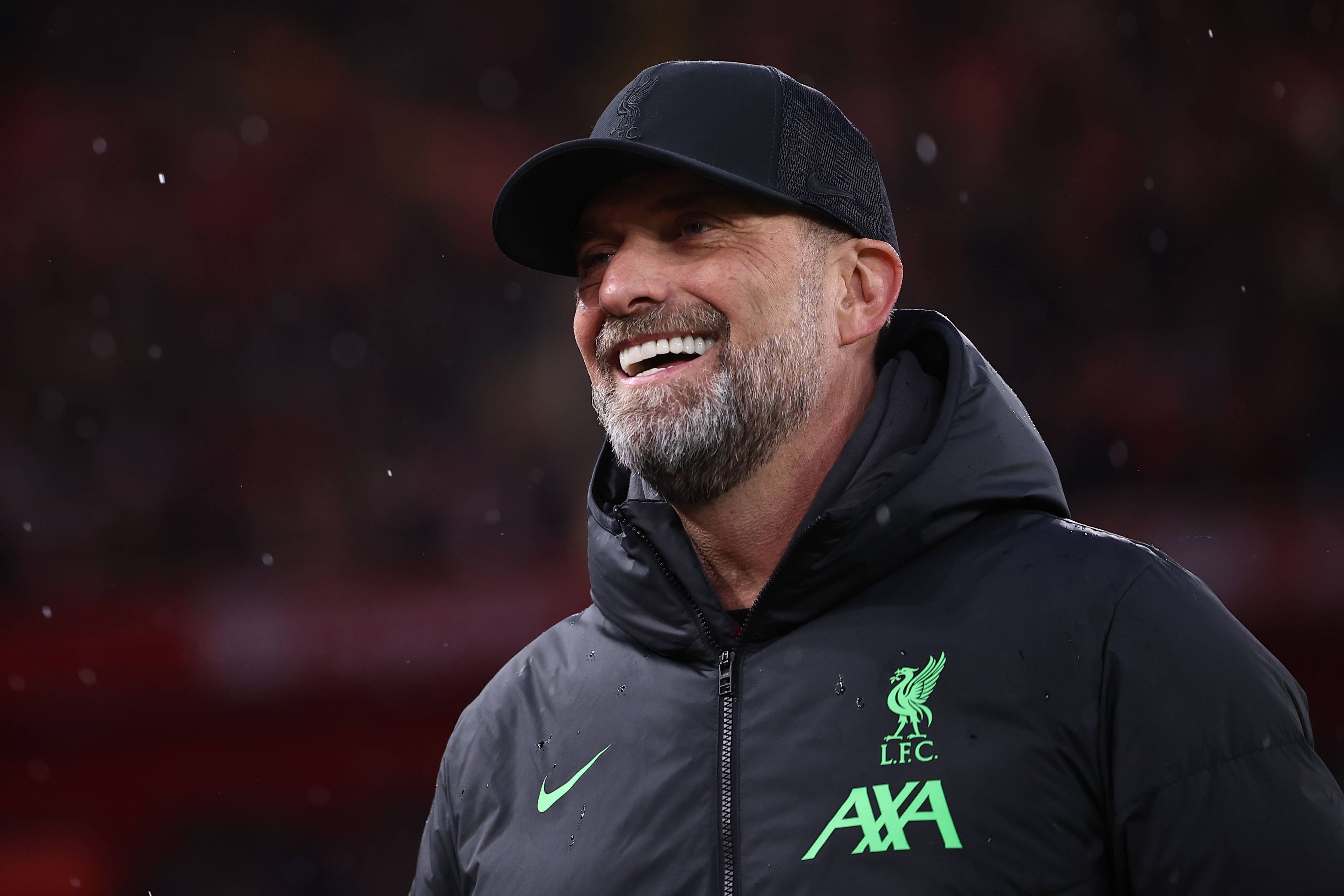 Jürgen Klopp liegt mit Liverpool an der Tabellenspitze.