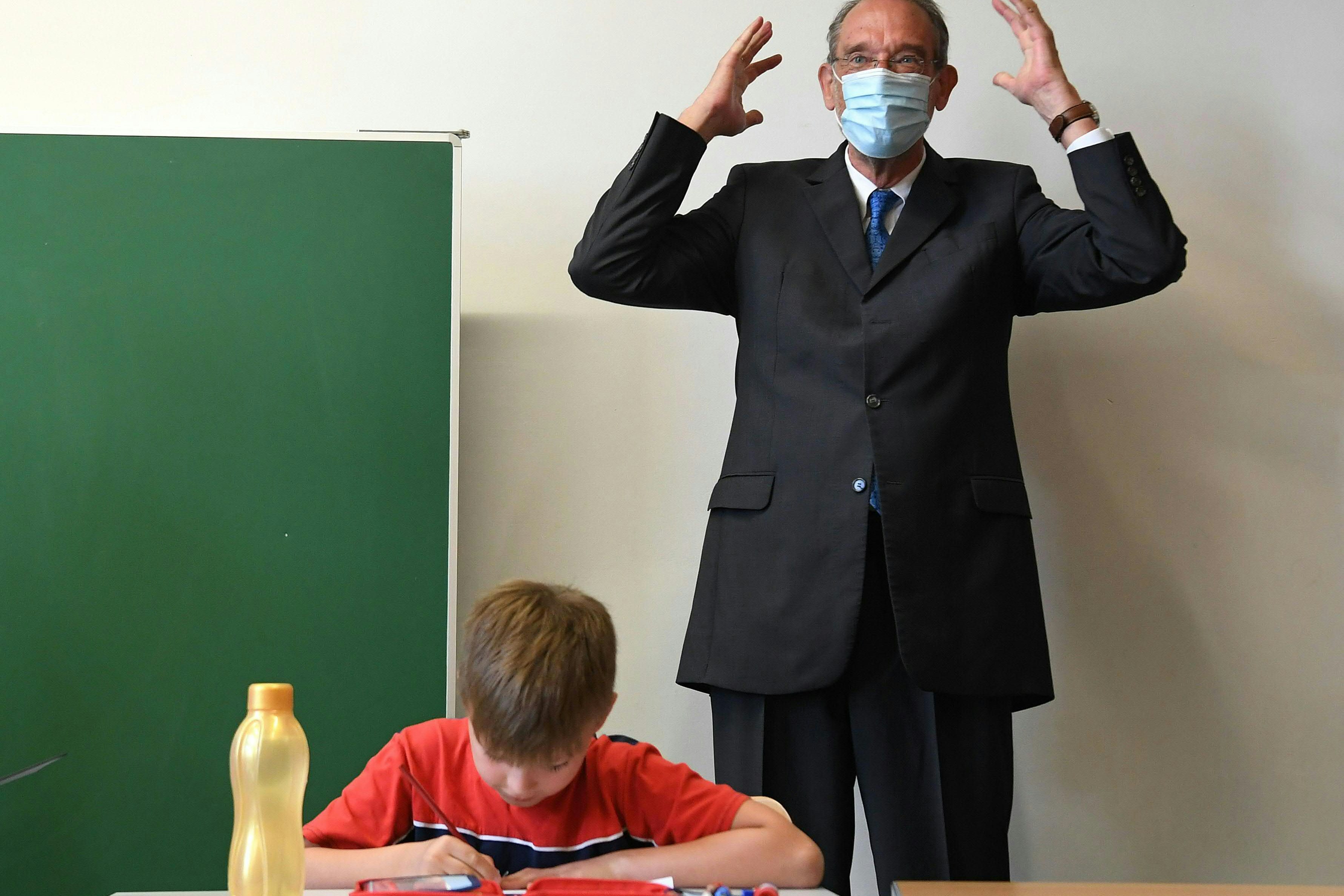 Bildungsminister Heinz Faßmann (ÖVP) anlässlich eines Besuches einer Sommerschule im Gymnasium Purkersdorf