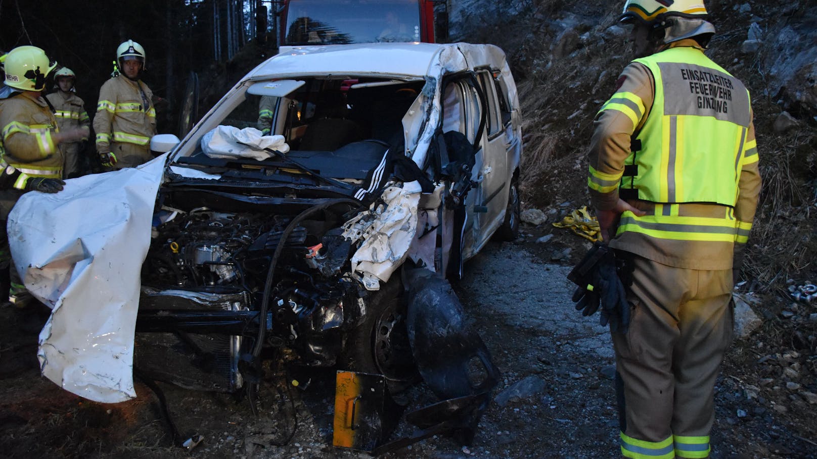 Das Auto nach dem Sturz