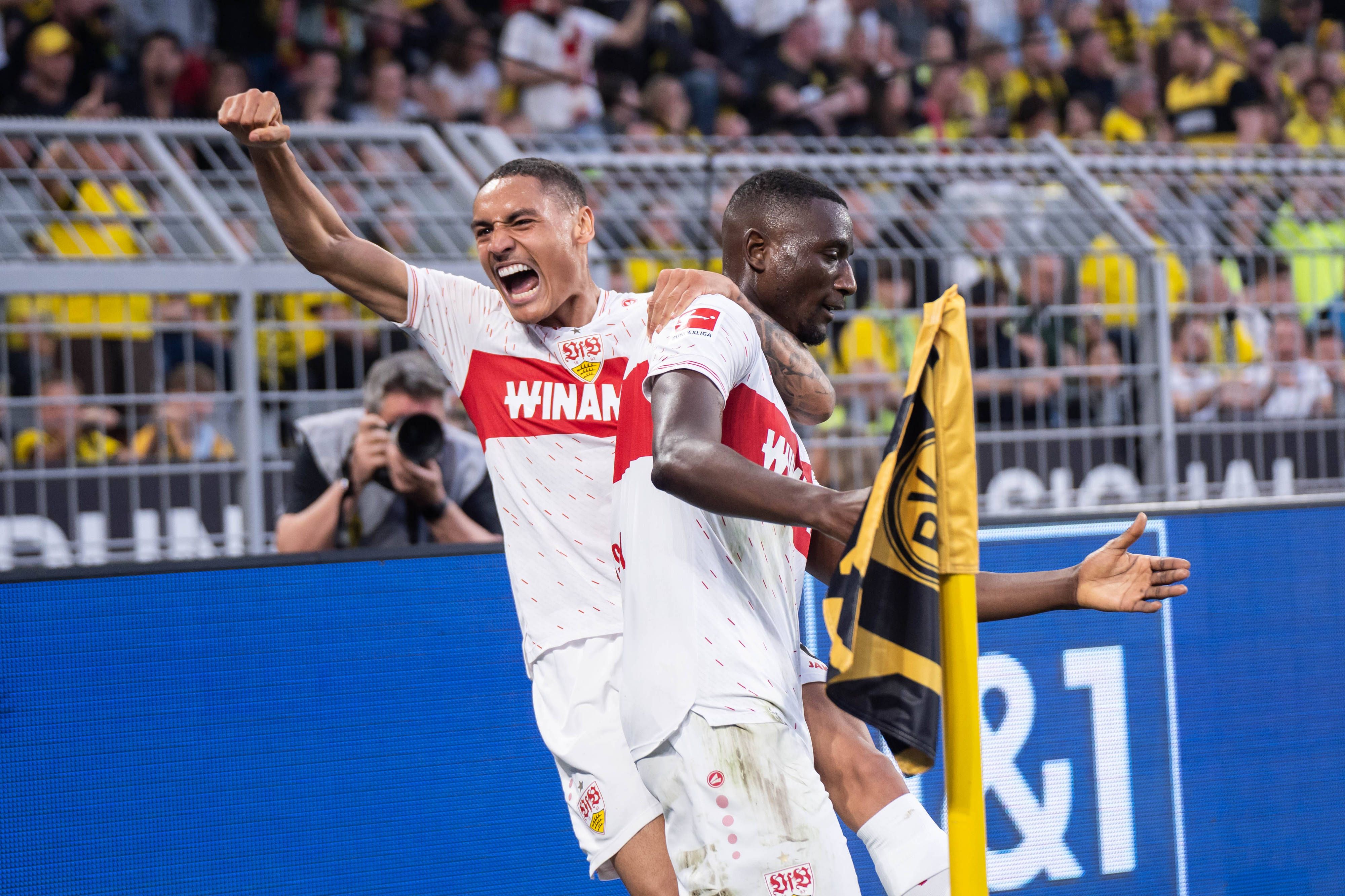 Serhou Guirassy bejubelt seinen Treffer. 