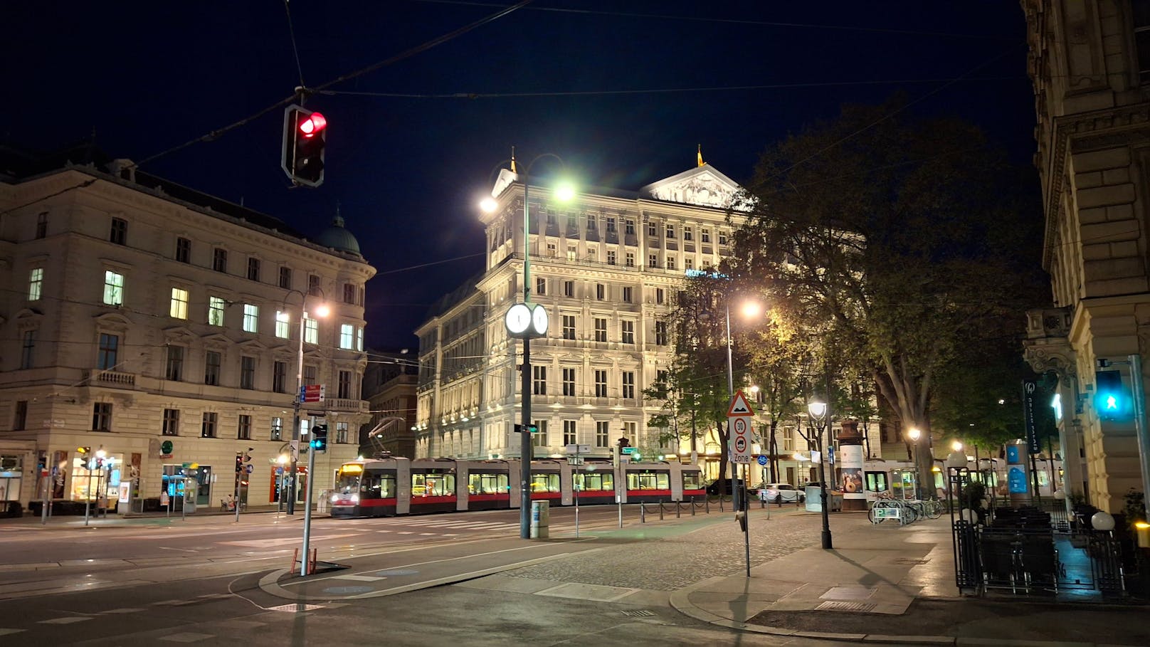 Probleme gibt es jedoch mit Lichtern in der Dunkelheit und sich bewegenden Objekten.