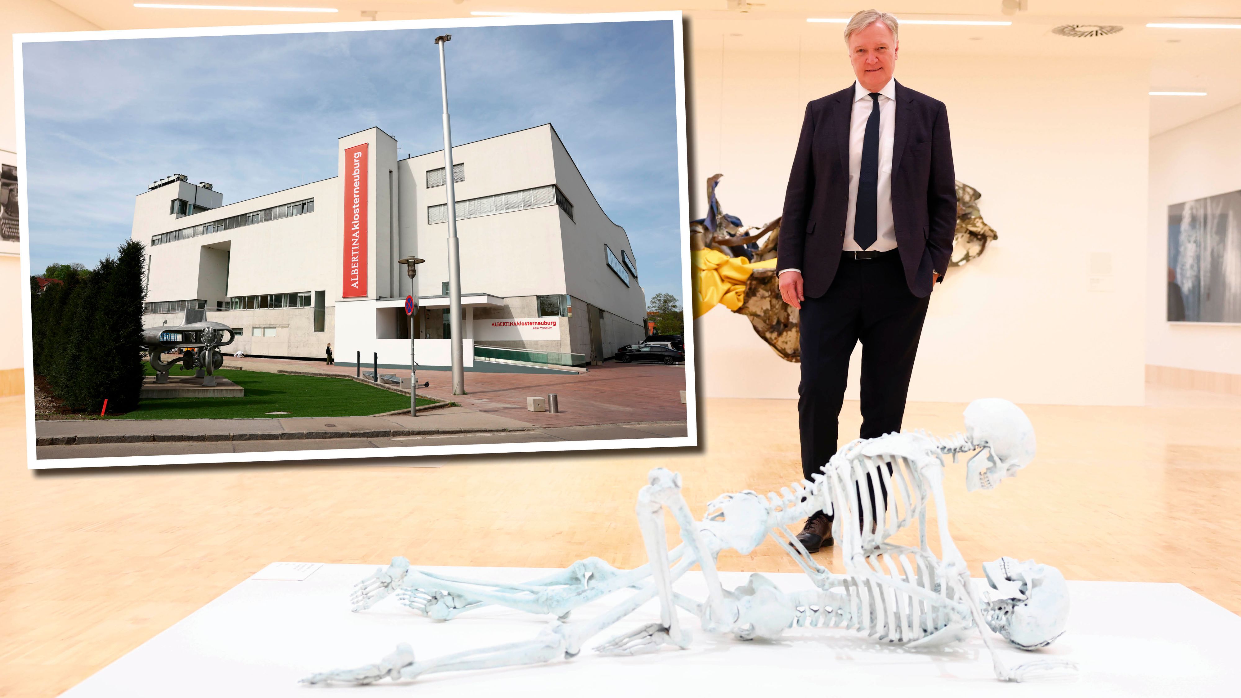 Albertina-Direktor Klaus Albrecht Schröder vor dem Werk von Marc Quinn.