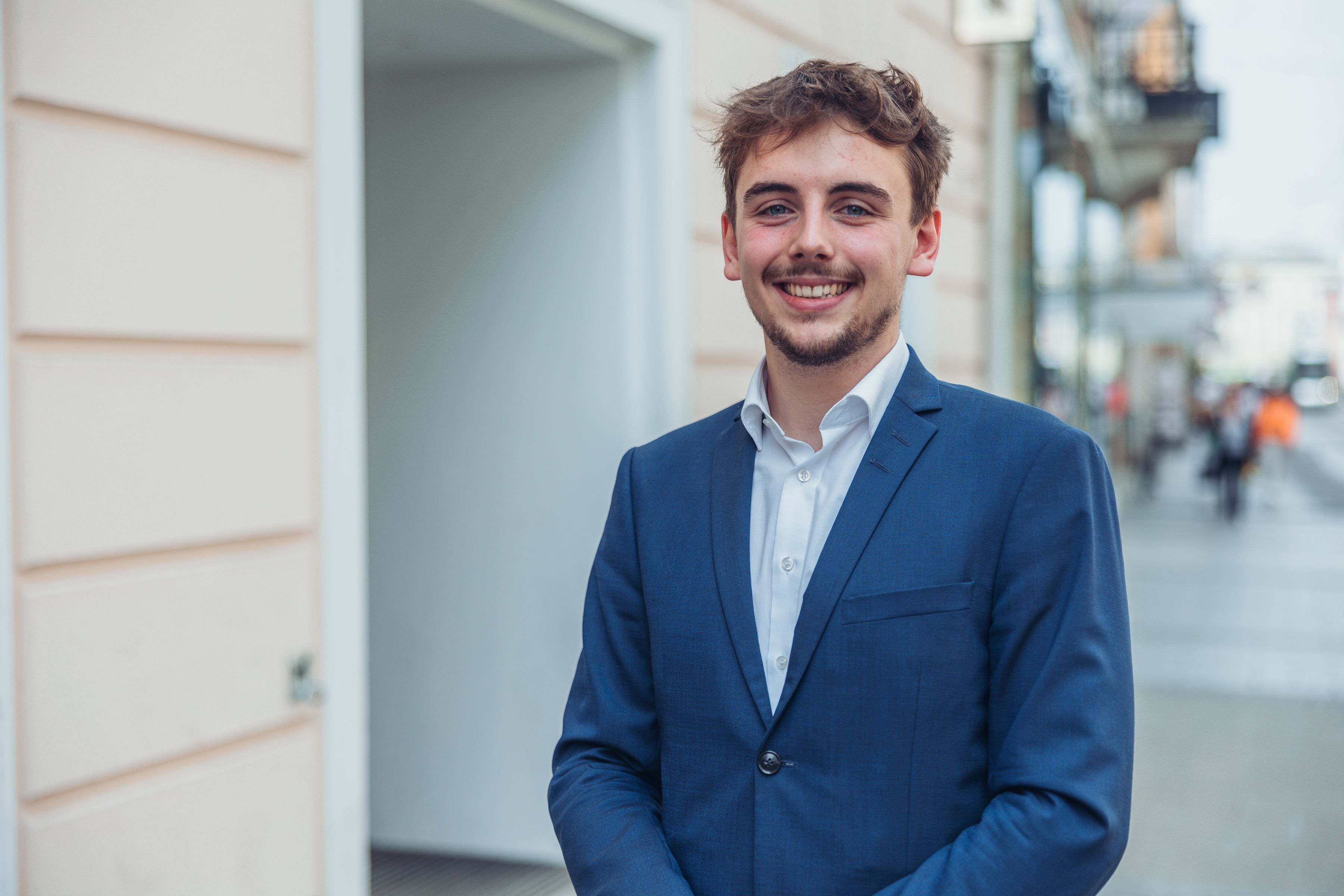 Der 18-jährige Emil Schachtschabel steht als Kandidat auf der NRW-Liste der SPOÖ.