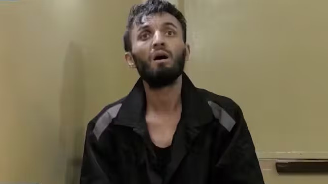 Mit leerem Blick und gezeichnet von Folter erschien in Russland einer der Crocus-Terroristen vor Gericht – und will sich plötzlich an Verbindungen zu Kiew erinnern.