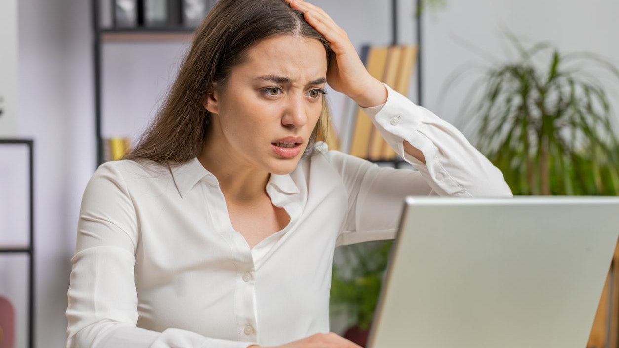 Heute.at - Frau will etwas verkaufen – jetzt ist ihr Geld weg