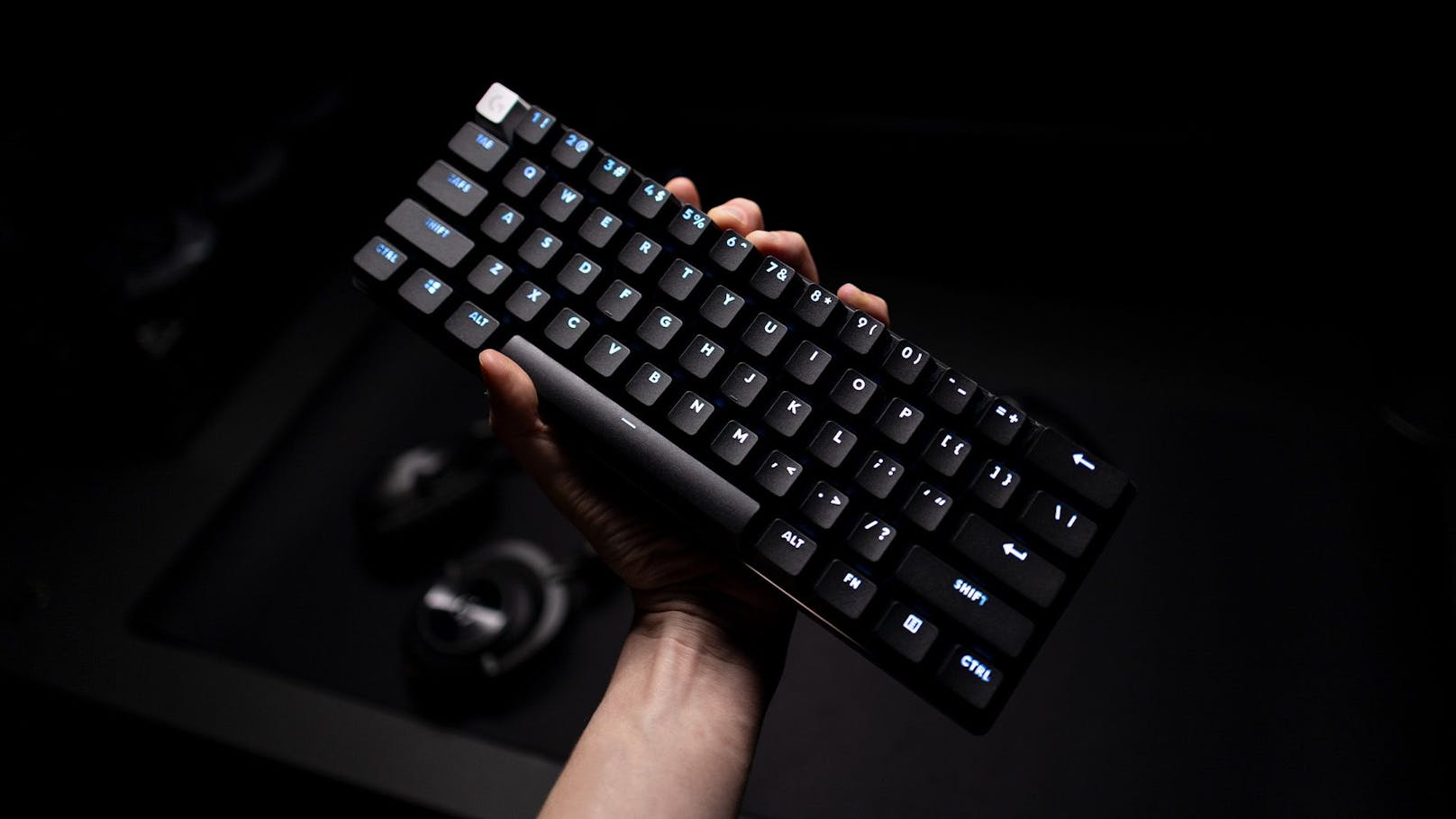 Logitech G stellt die Pro X 60 Gaming-Tastatur mit Keycontrol-Technologie vor.
