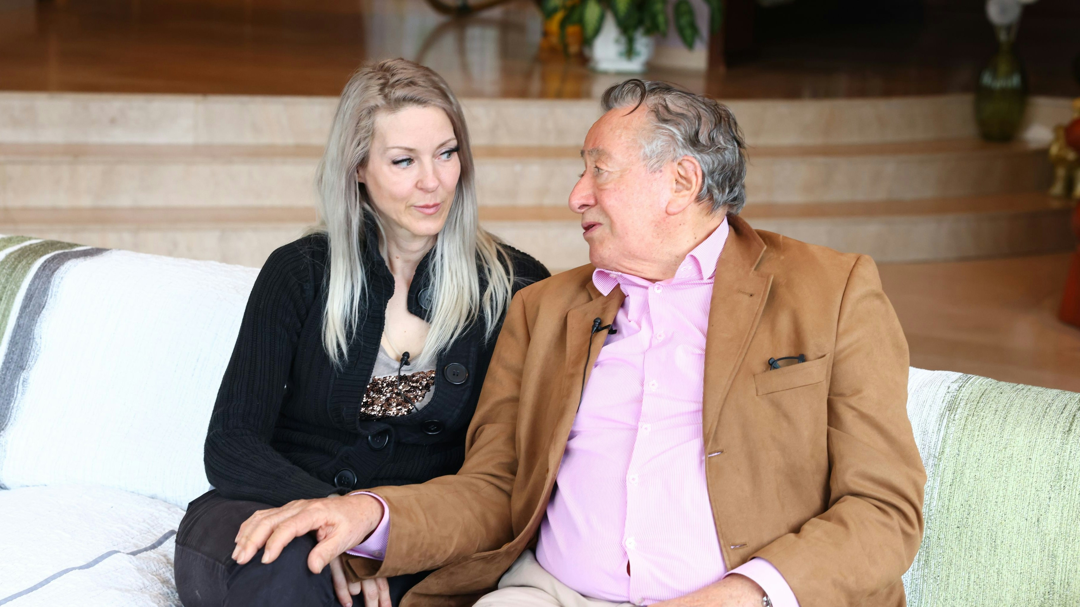 Heute.at - Das war krass: Simone bekommt Botschaft von Richard