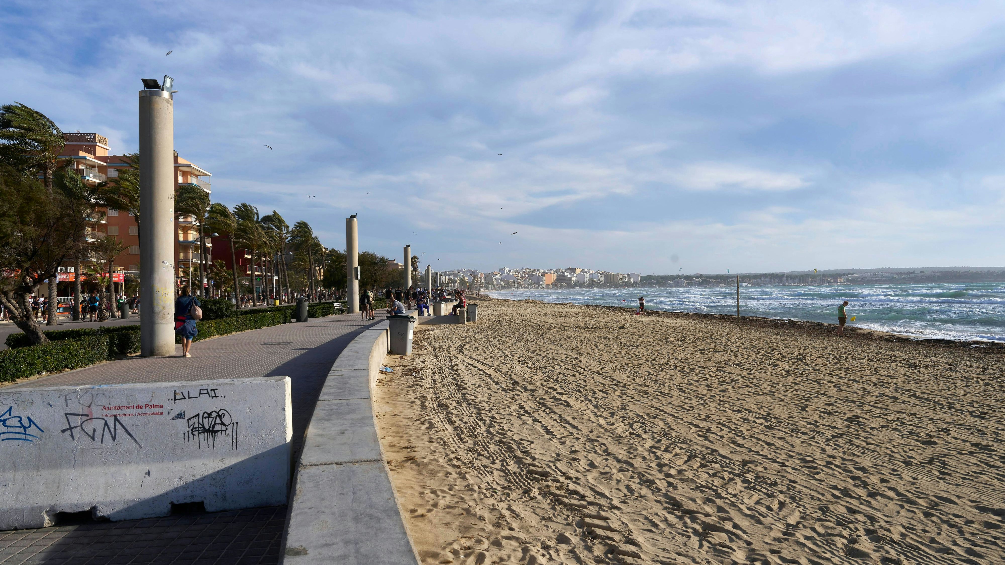 Im beliebten Ferienort Playa de Palma auf Mallorca sollen vier italienische Jugendliche eine junge Brasilianerin vergewaltigt haben. (Symbolbild)