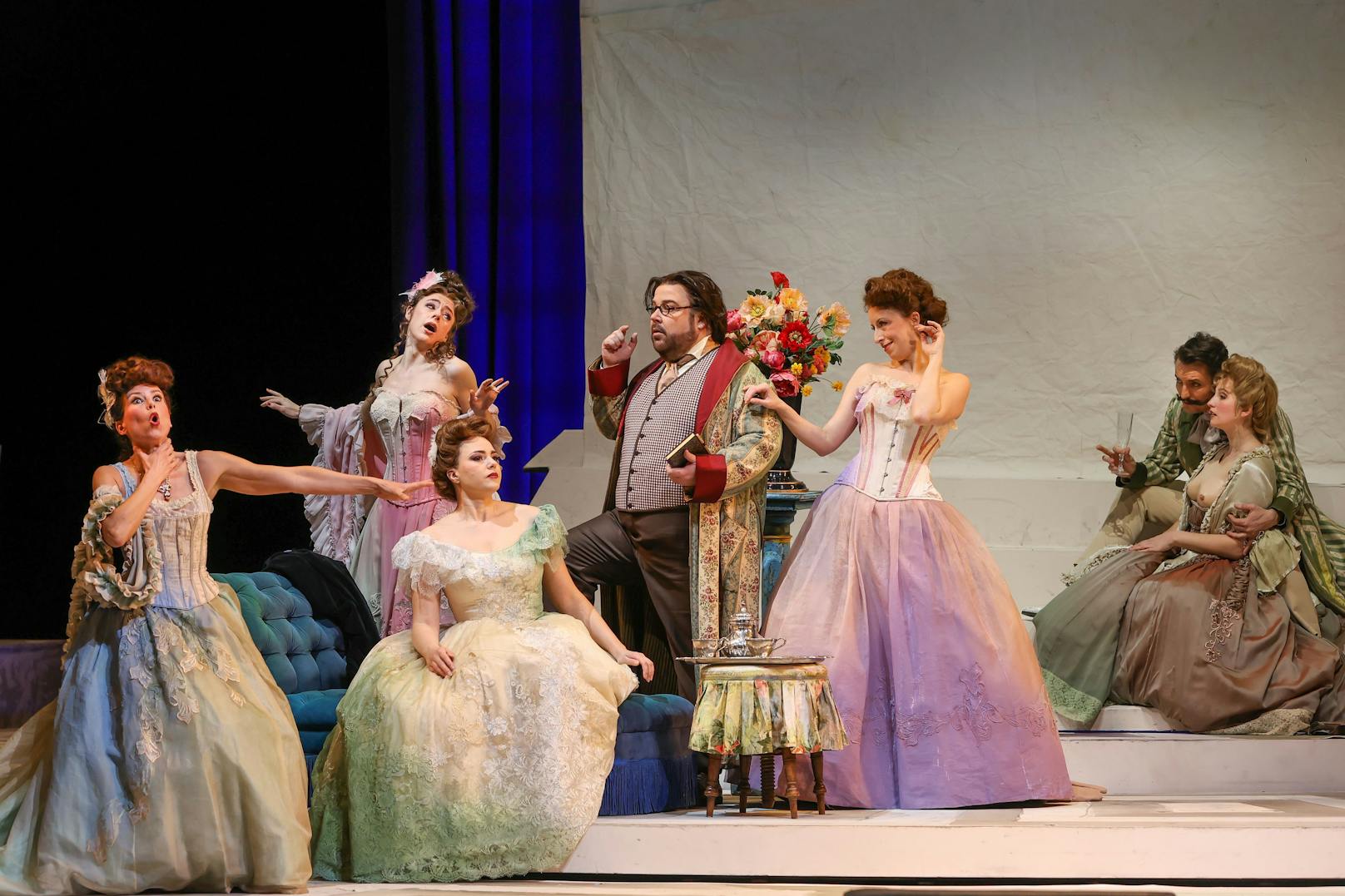 "La rondine" sollte ursprünglich eine Operette werden, Puccini schrieb dann aber doch wieder eine Oper.