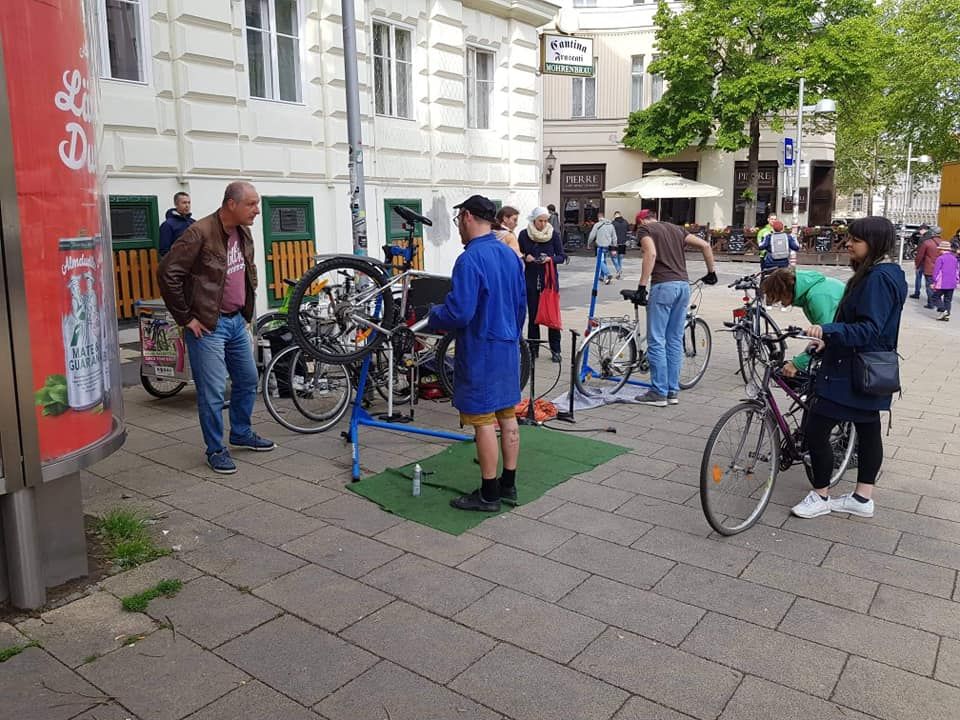 Seit 19 Jahren gibt es die Radrettung. Dabei kannst du dein Fahrrad kostenlos überprüfen lassen.