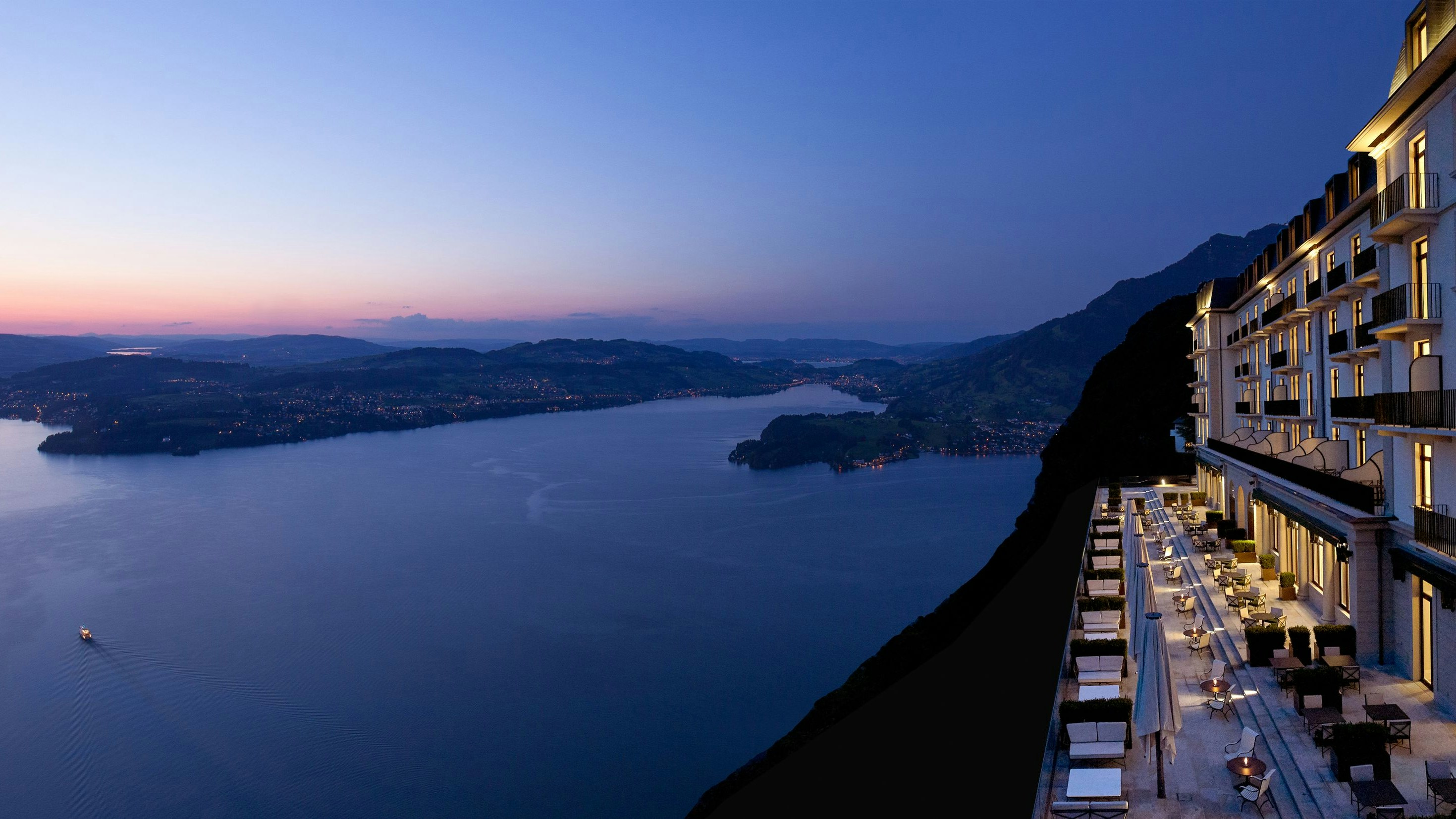 Abendstimmung mit Blick auf den See