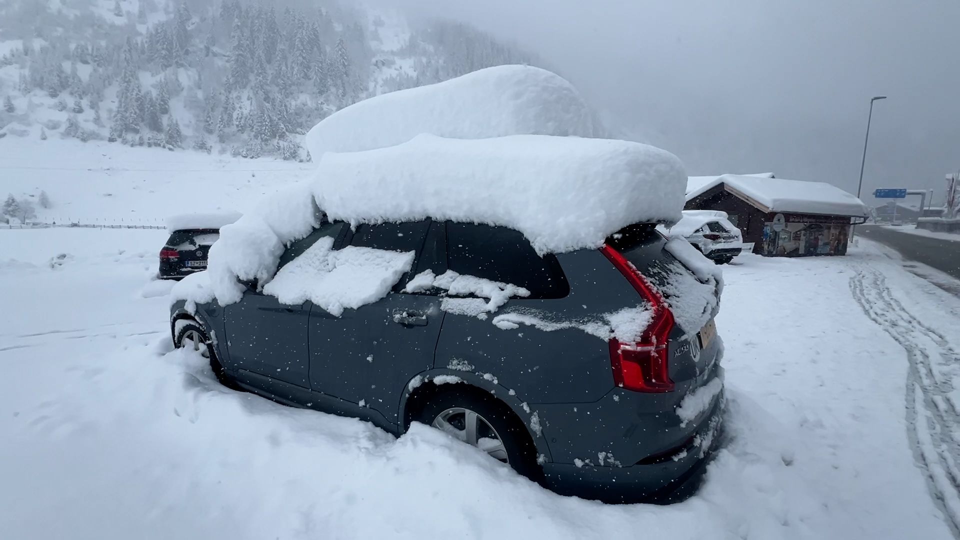 Am Mittwoch (10. April 2024) wurde das Zillertal mit großen Mengen Neuschnee beglückt. 