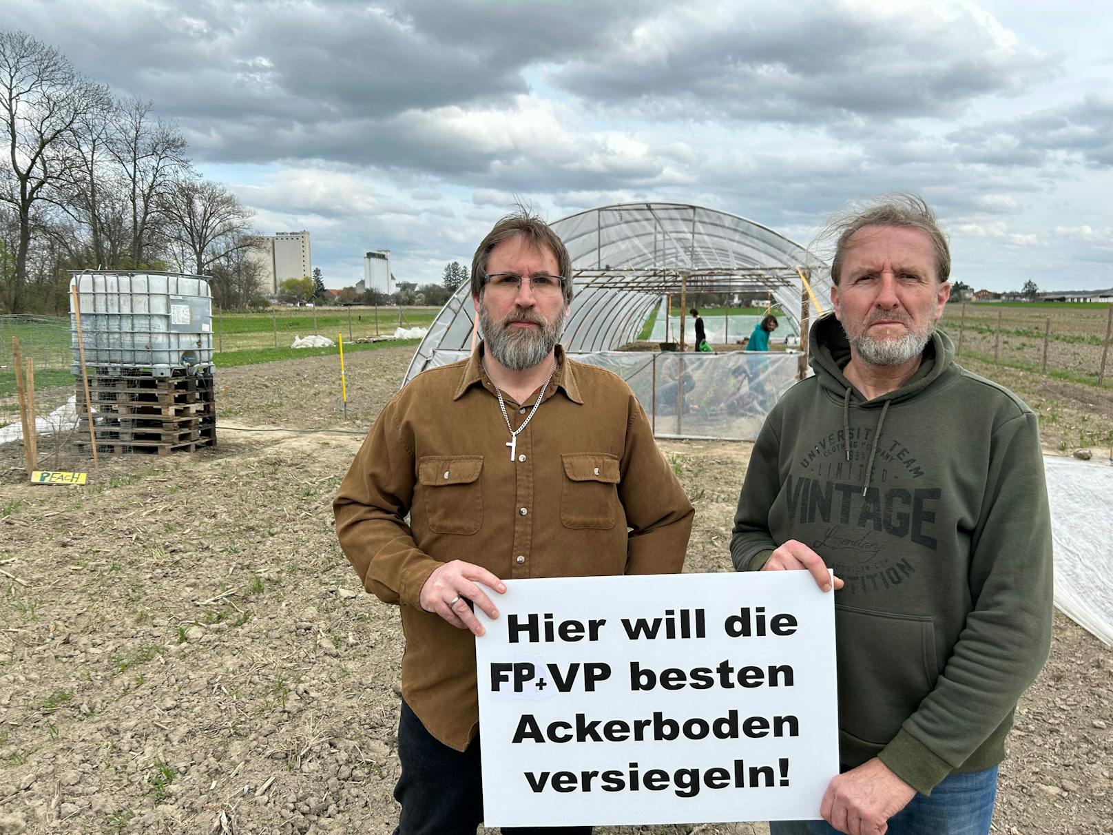 Land enteignet sieben Bauern für Bau von Umfahrung