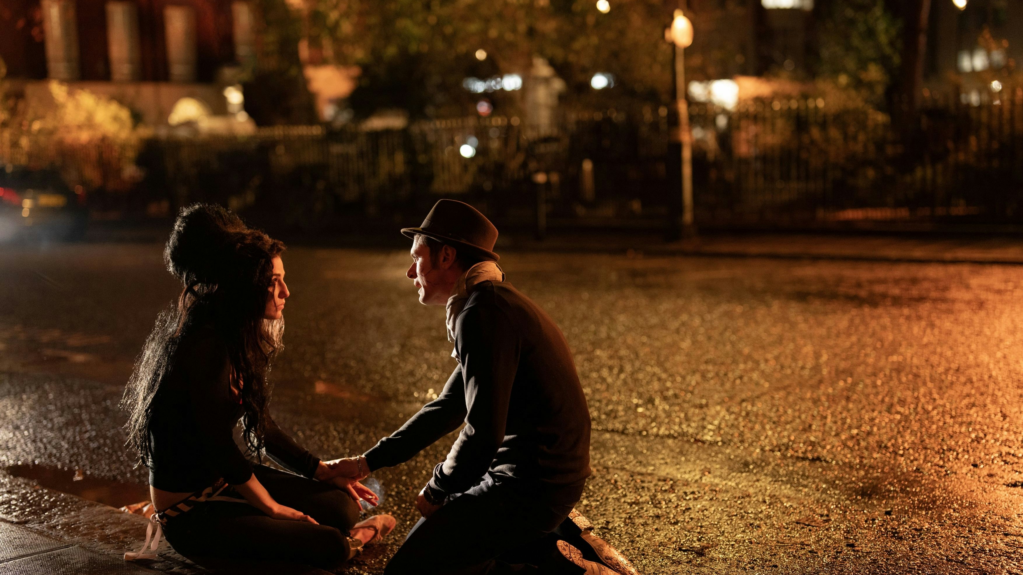 Auf der Suche nach sich selbst: Amy (Marisa Abela) mit ihrem Kumpel Joey (Bronson Webb)