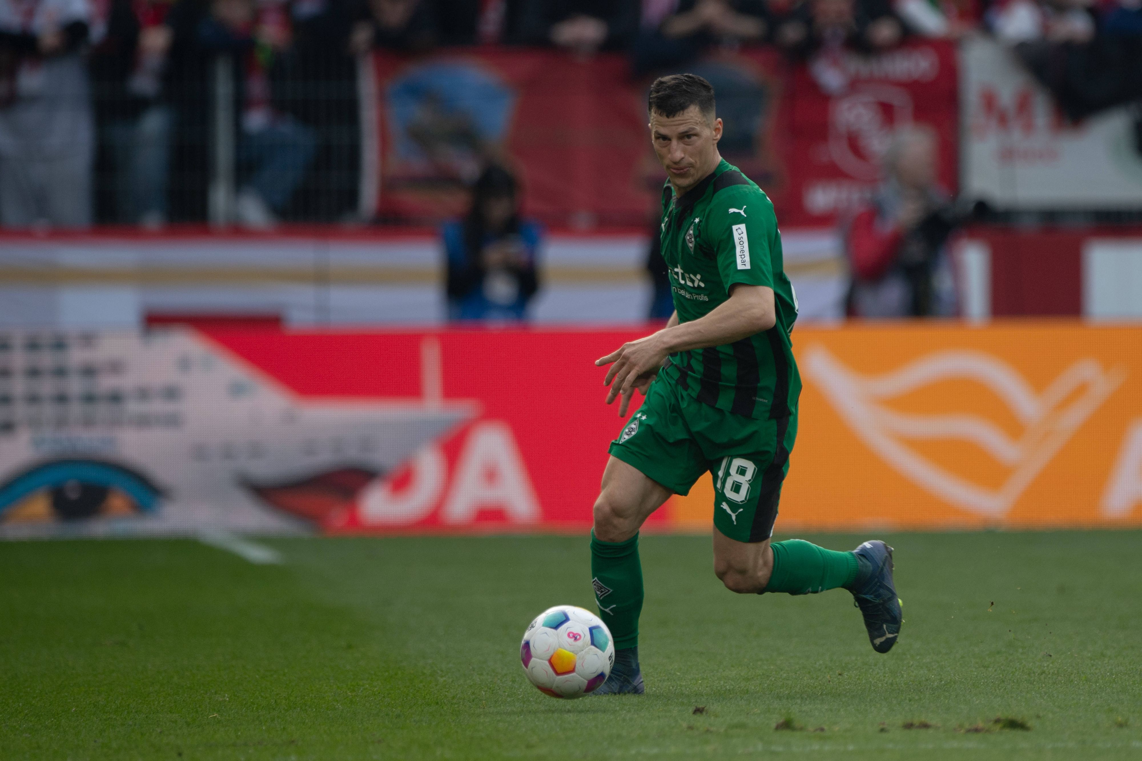 Nur 188 Tage nach der Diagnose stand Stefan Lainer schon wieder am Platz.