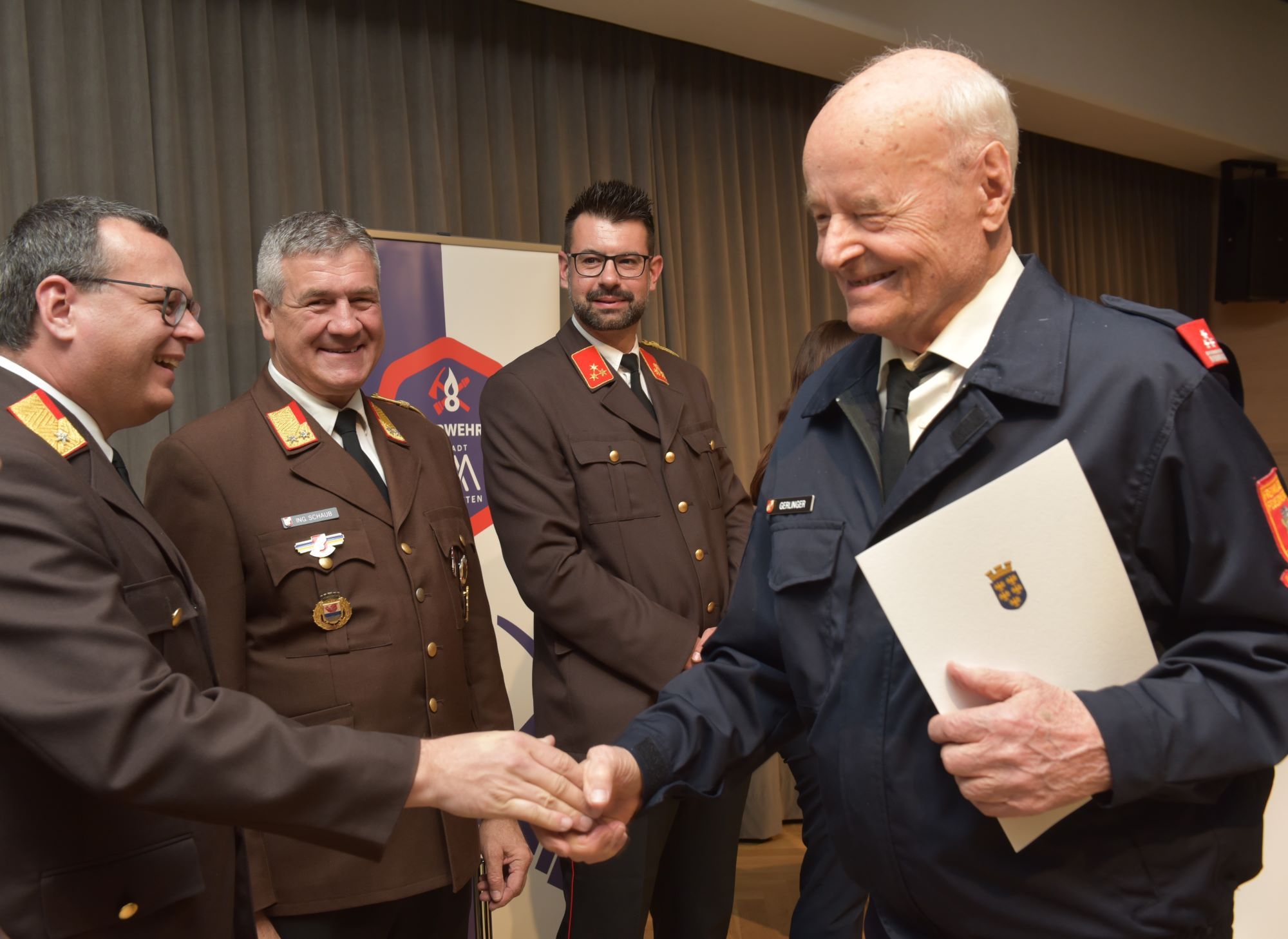 Franz Gerlinger wurde in Amstetten geehrt.