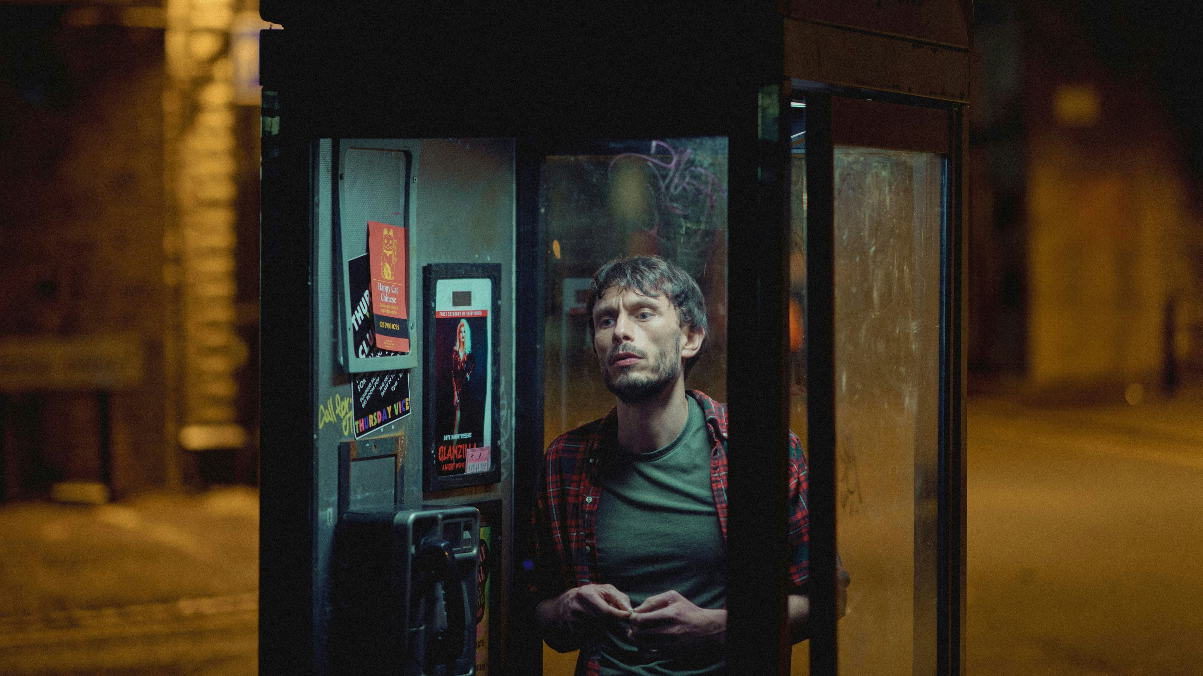 Donny spielt ein undurchsichtiges Spiel