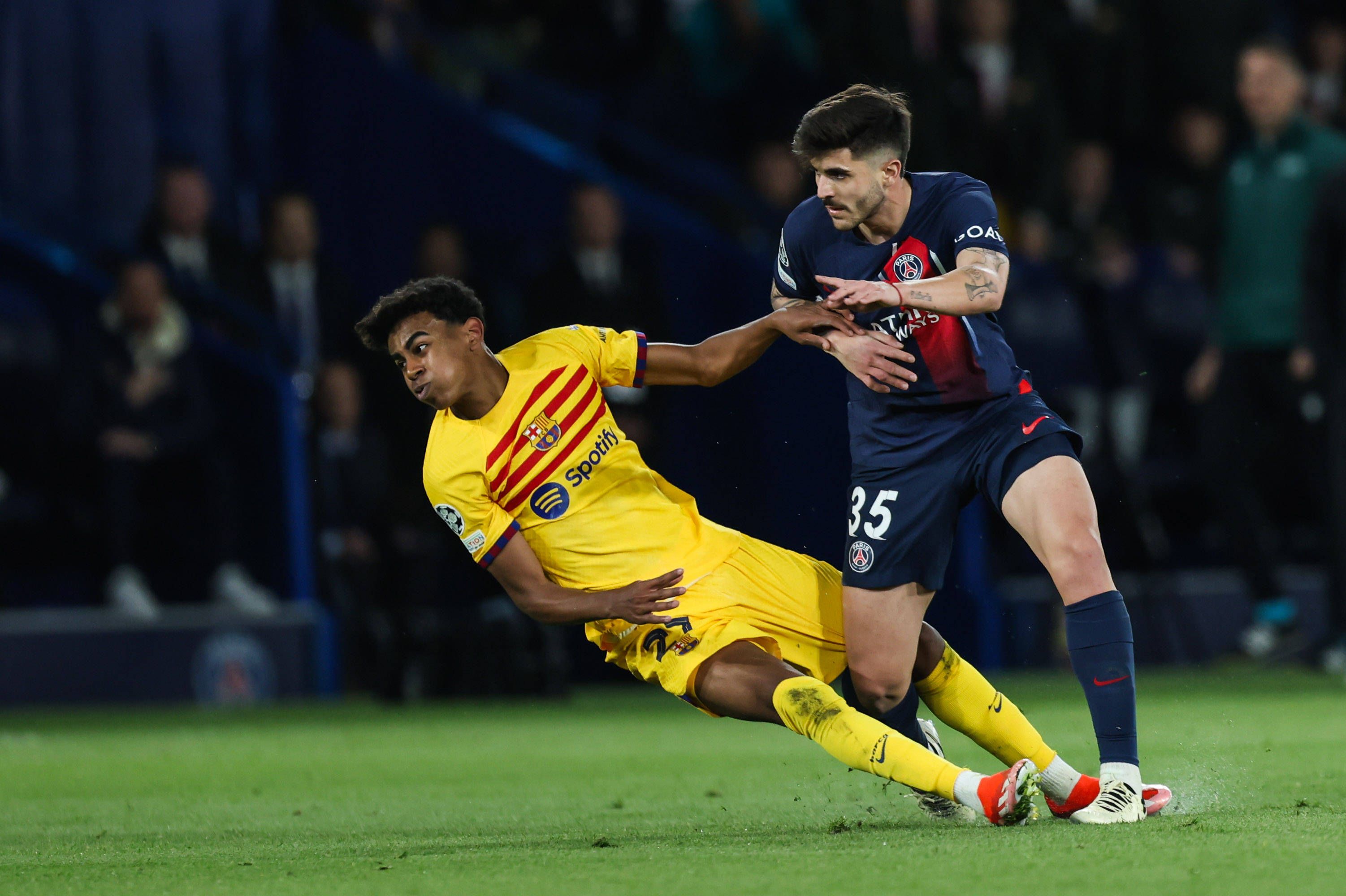 Lamine Yamal und Barca gewannen das Viertelfinal-Hinspiel gegen PSG mit 3:2.