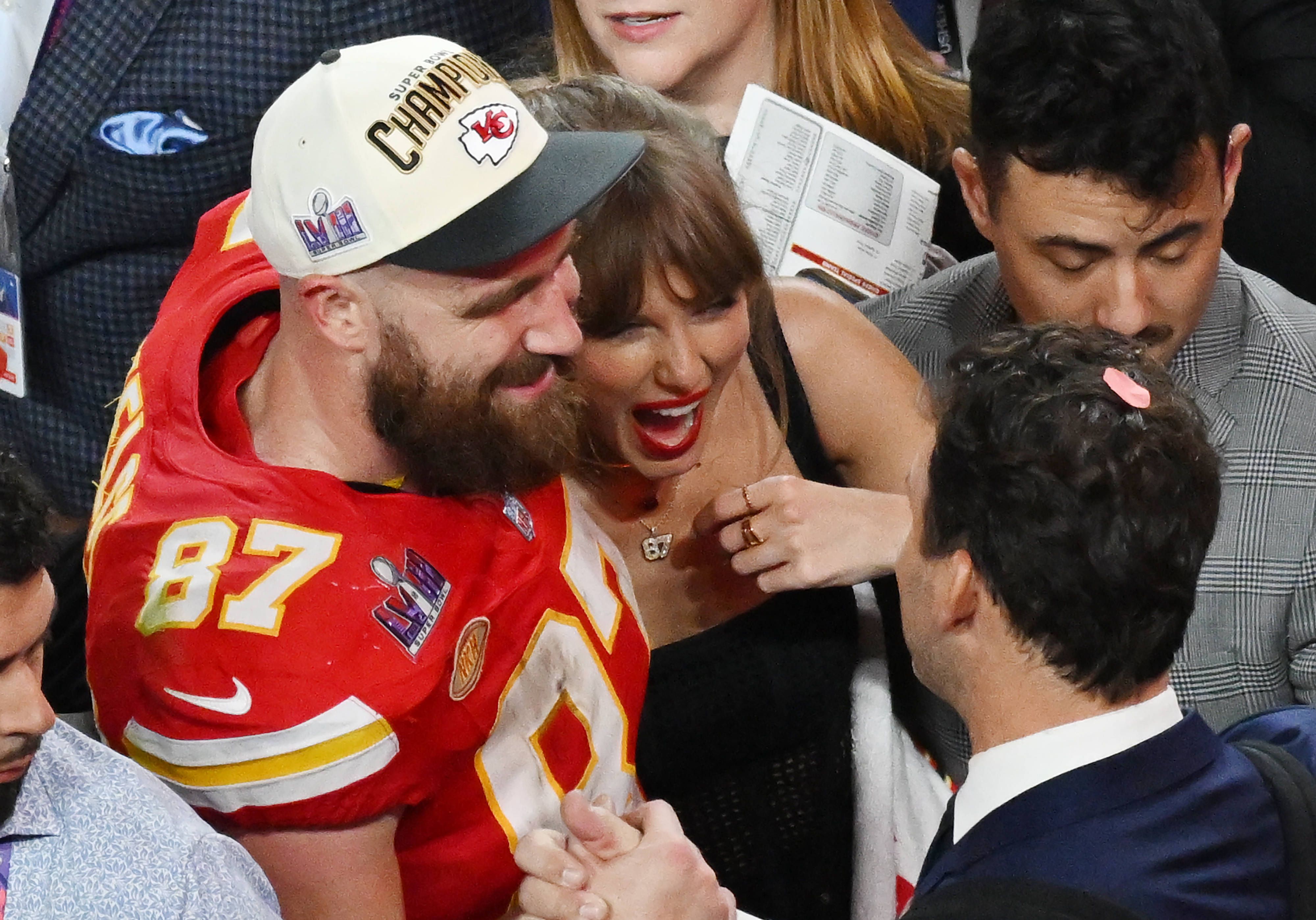 Pop-Star Taylor Swift und NFL-Profi Travis Kelce sind ein Paar.