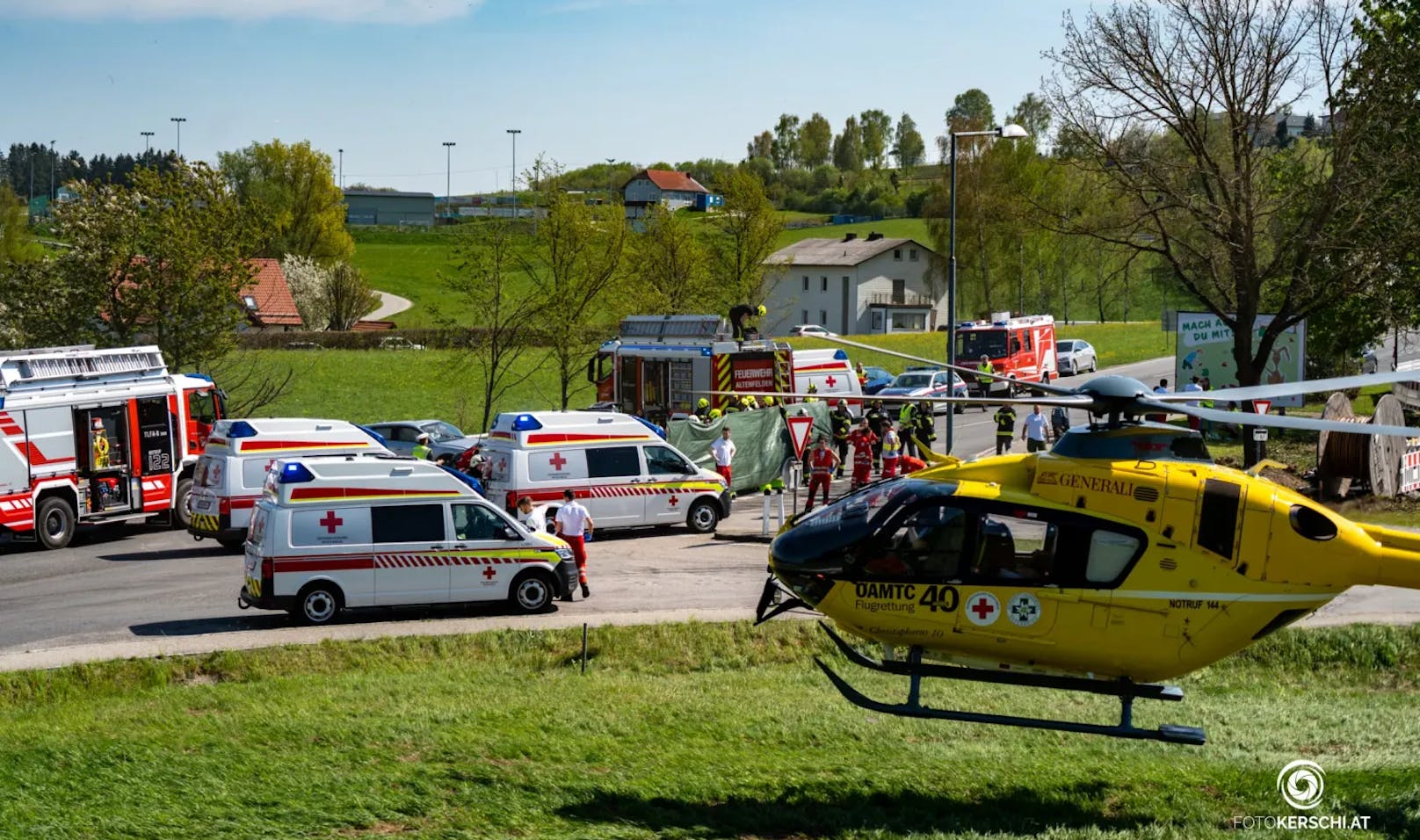 Ein Toter und vier Verletzte bei Horror-Crash in OÖ