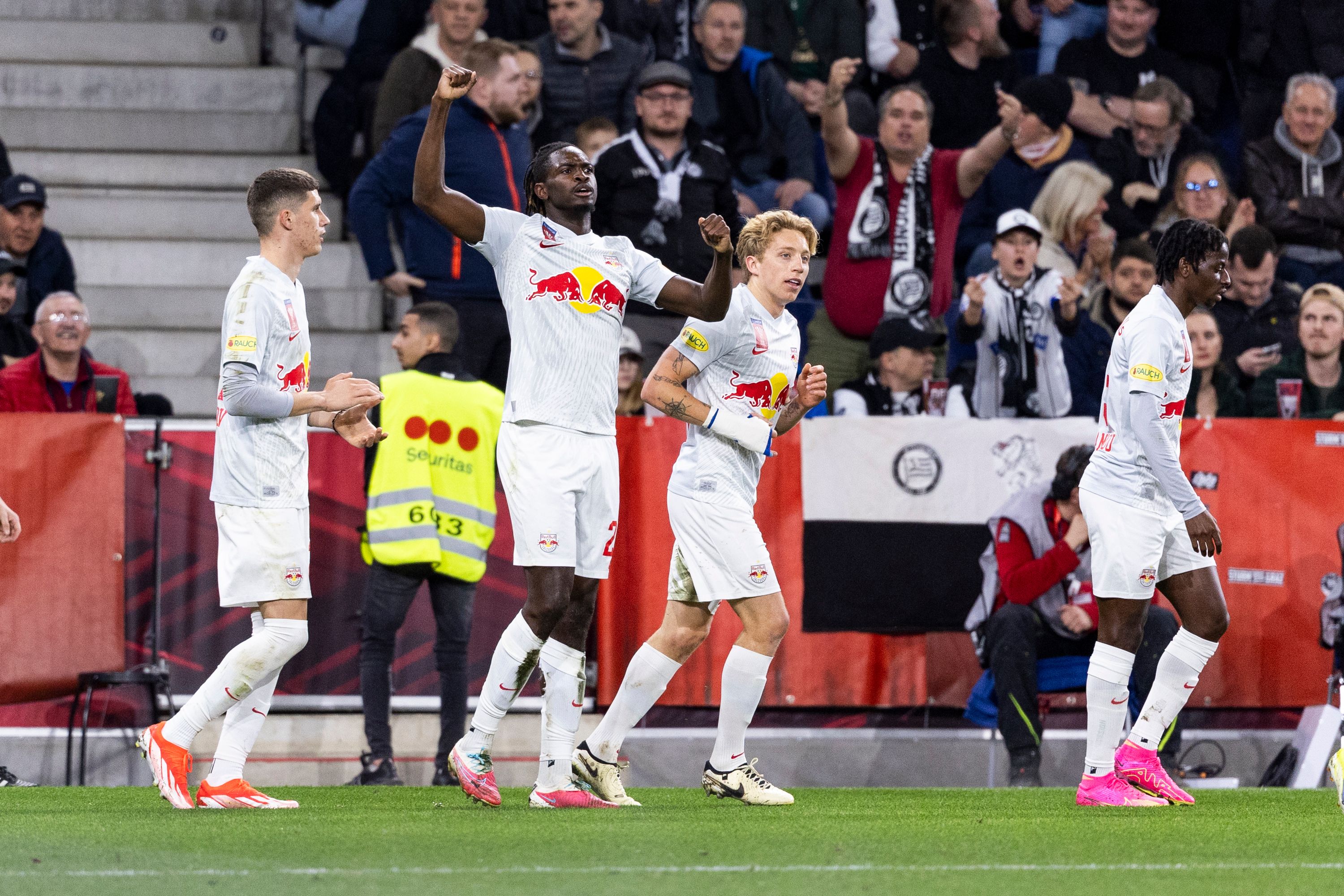 Bei Salzburg ist Oumar Solet gesetzt.