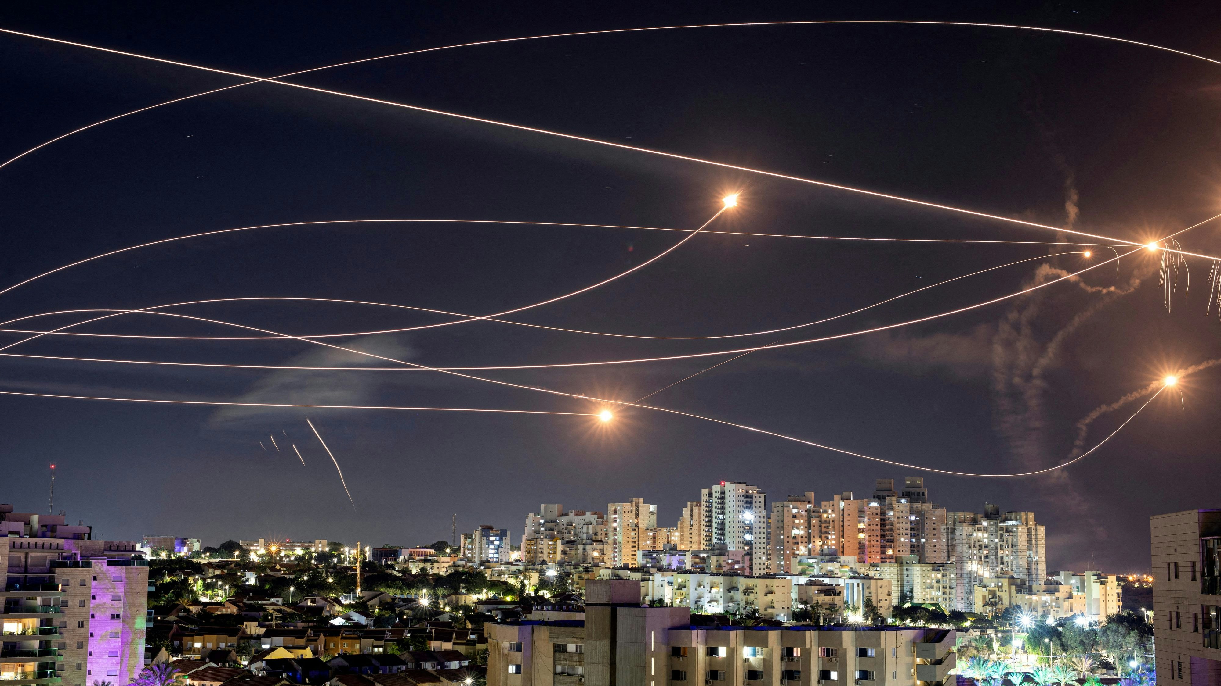 Israels Abwehrsystem Iron Dome fängt Drohnen aus dem Gazastreifen ab (Archivaufnahme)