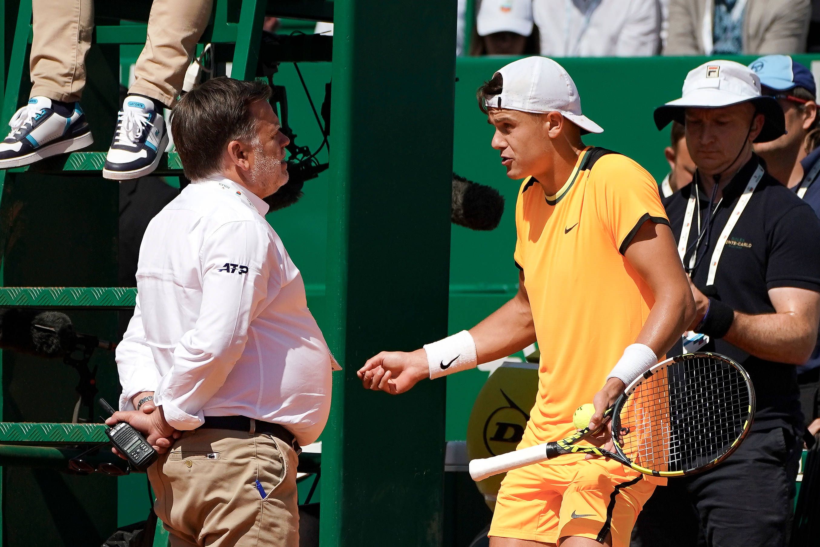 Holger Rune war nach dem Aus in Monte Carlo gegen Jannik Sinner außer sich.