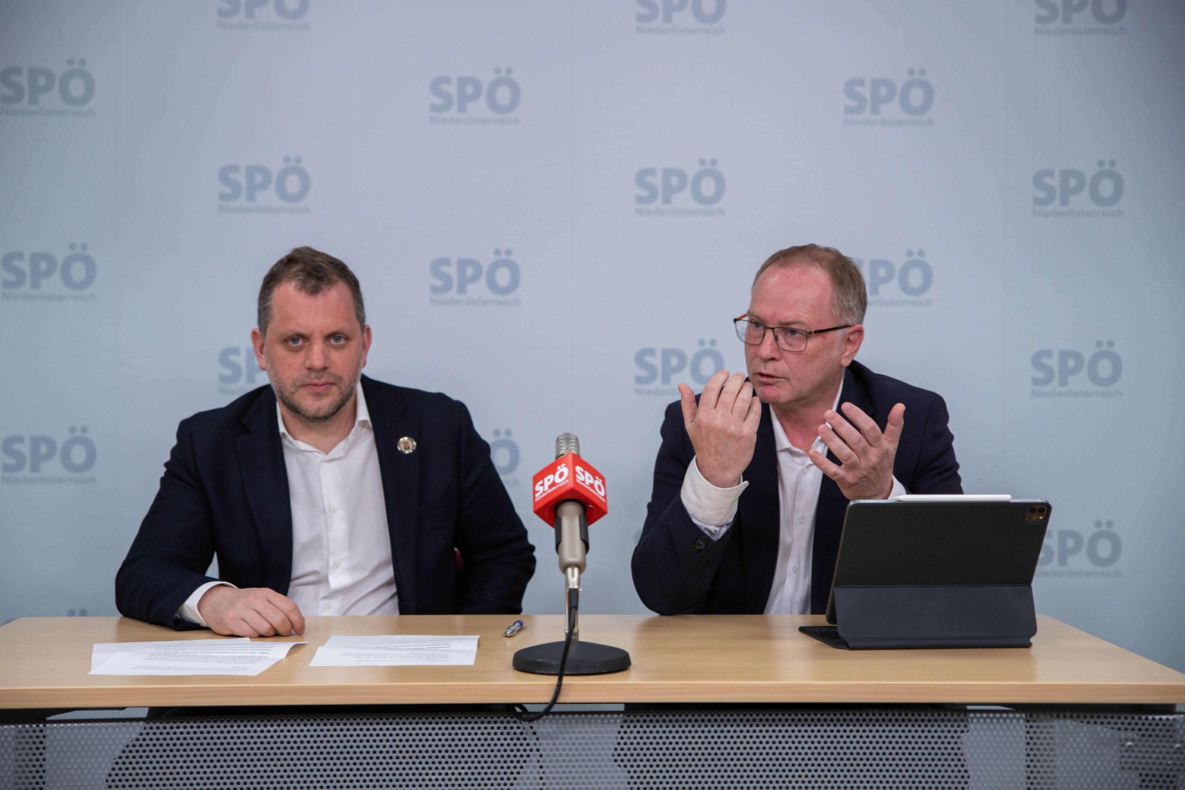W. Zwander (l.) mit A. Strohmayer (beide SPÖ)