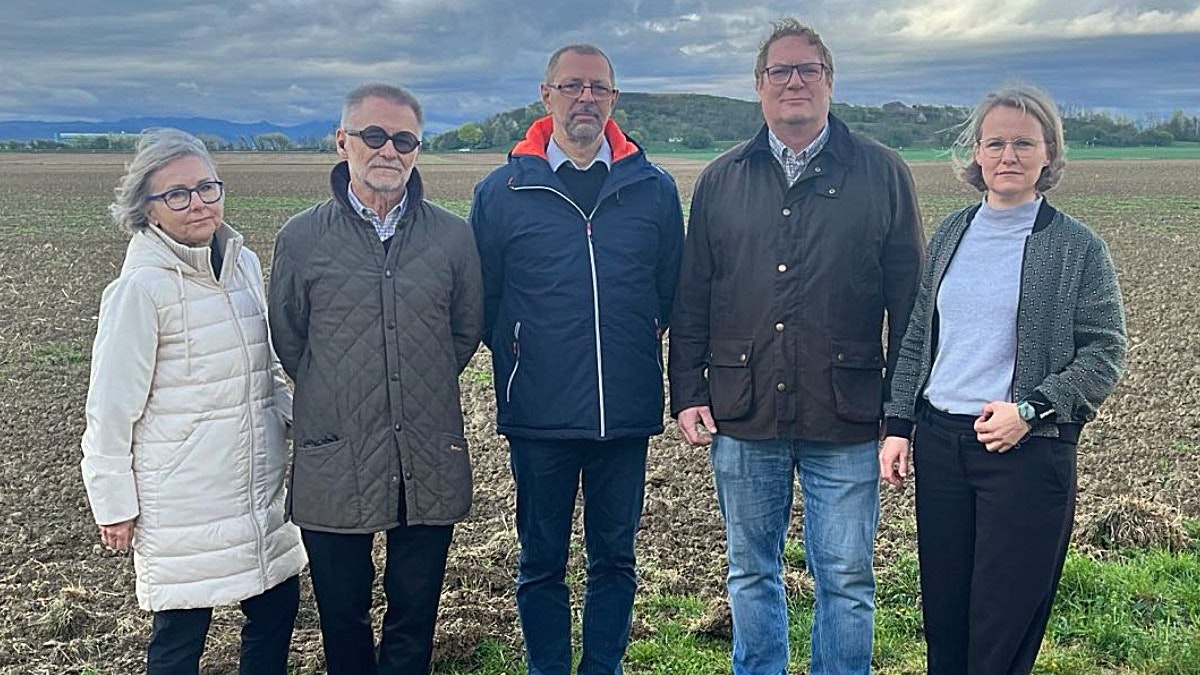 Foto von links nach rechts: Barbara Hochschorner, Wilhelm Maurer, Karl H. Hochschorner, Jürgen Komma, Christina Engel-Unterberger