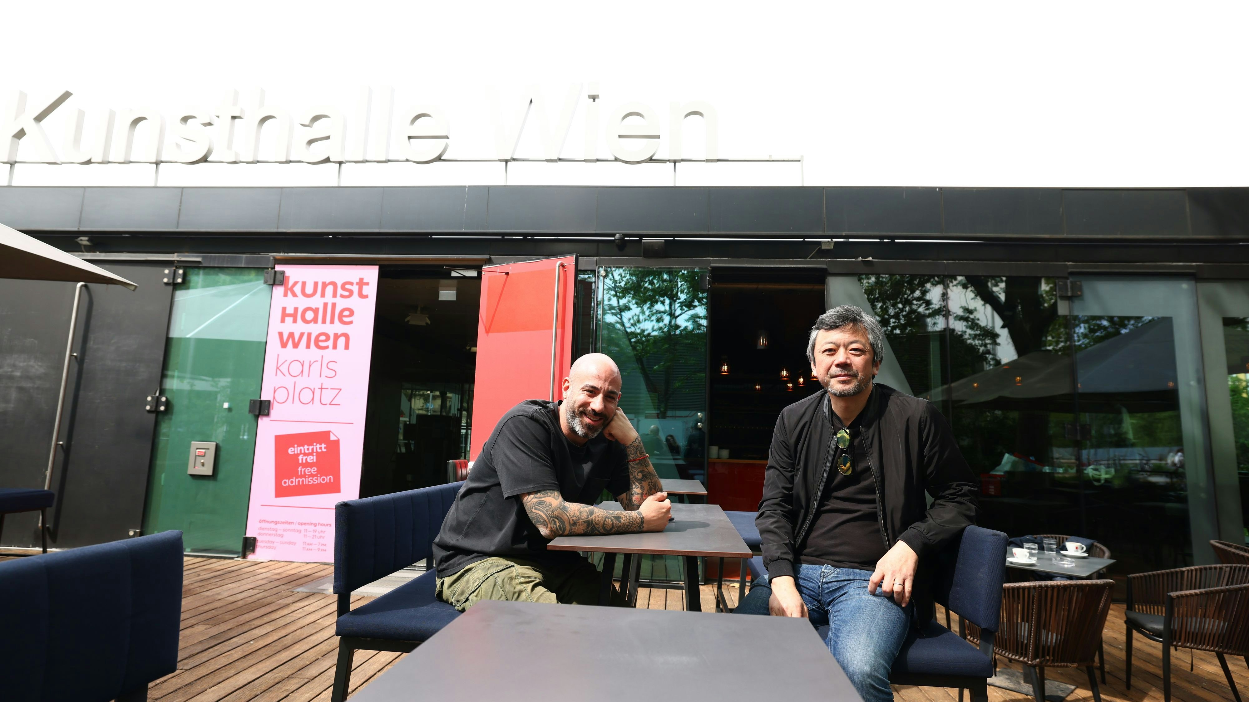 "Gyoza Brothers" Adam Gortvai und Tie Yang (v.l.) eröffnen am 1. Juli das neue "Café Kunsthalle". Am Montag startet auf der Terrasse vorab ein Pop-Up.