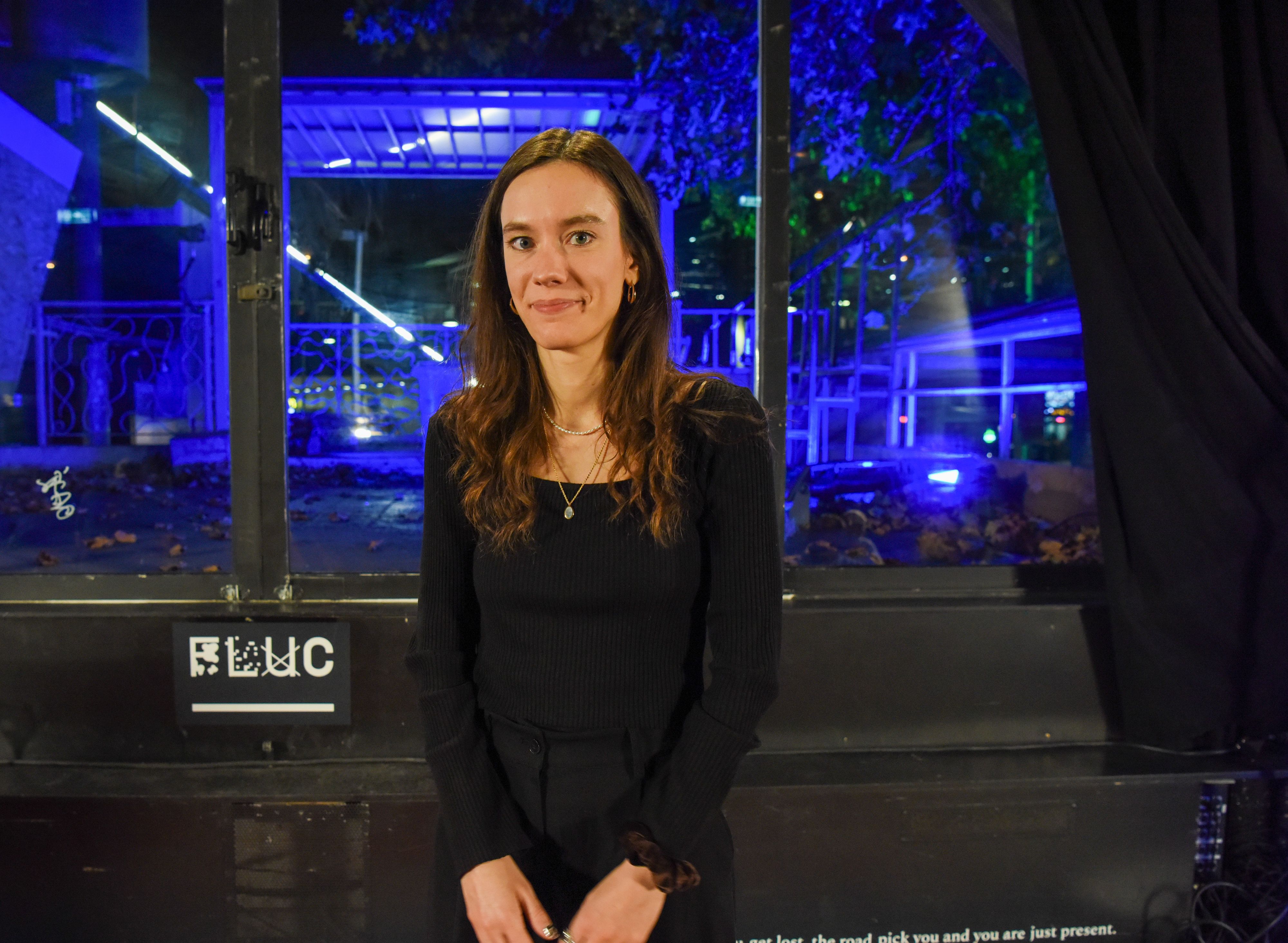 Satirikerin Toxische Pommes ist Social-Media-Star und Autorin. 