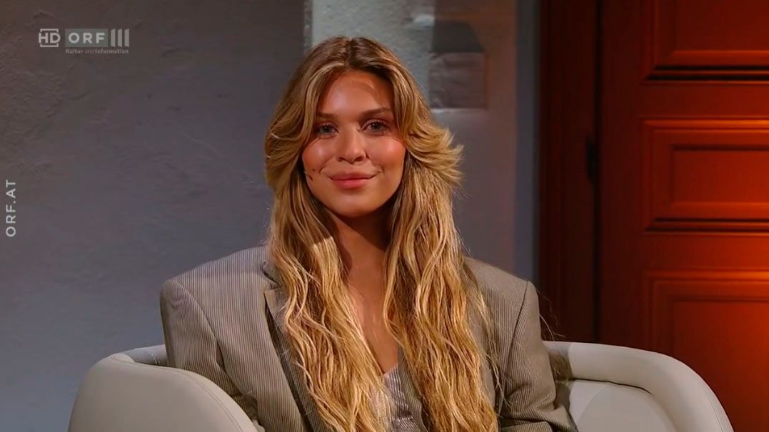 Anja Windl, Klima-Aktivistin der Letzten Generation, in "Zur Sache" am 12. April 2024.