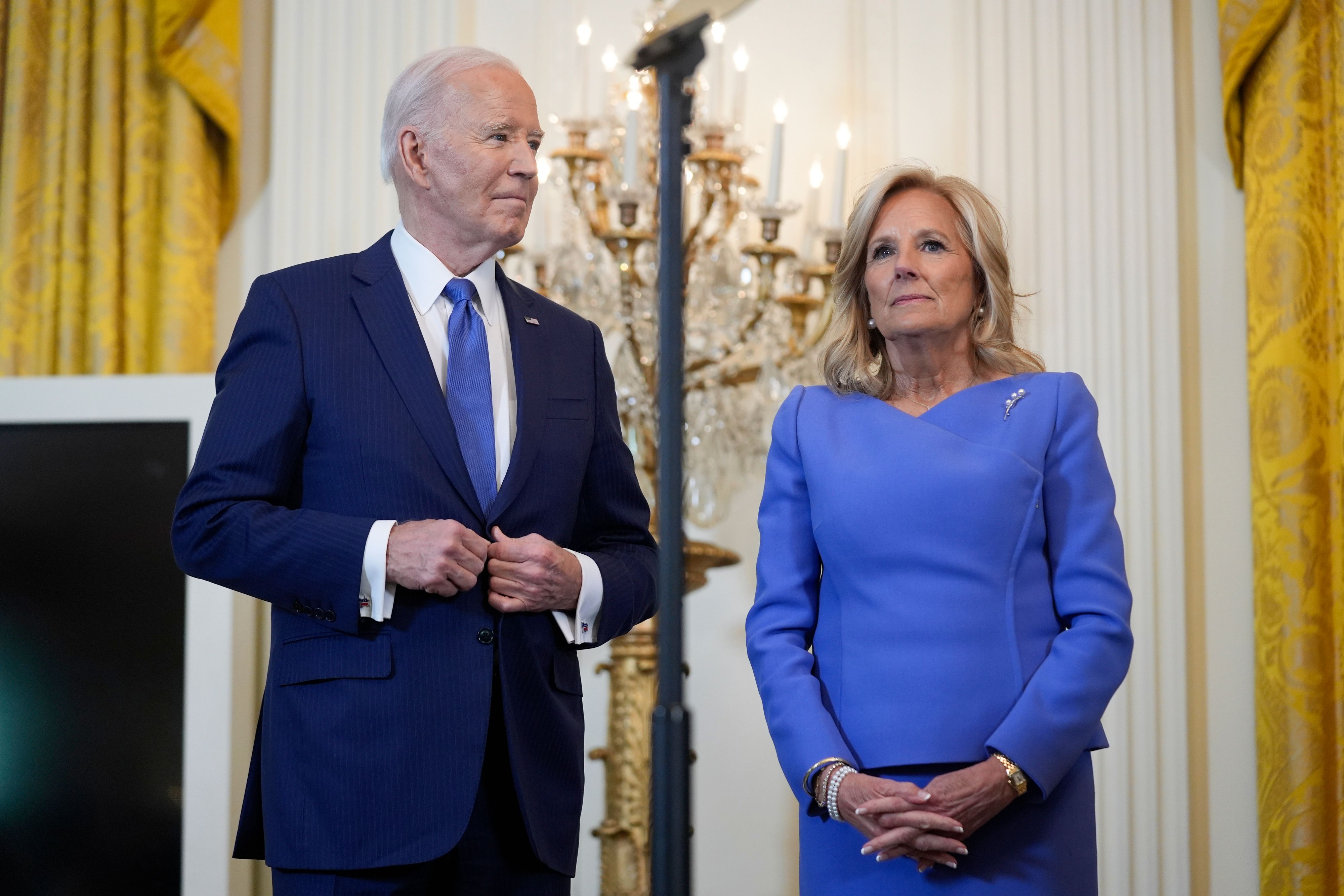 Joe und Jill Biden haben im Jahr 2023 gesamthaft 619.976 Dollar verdient.