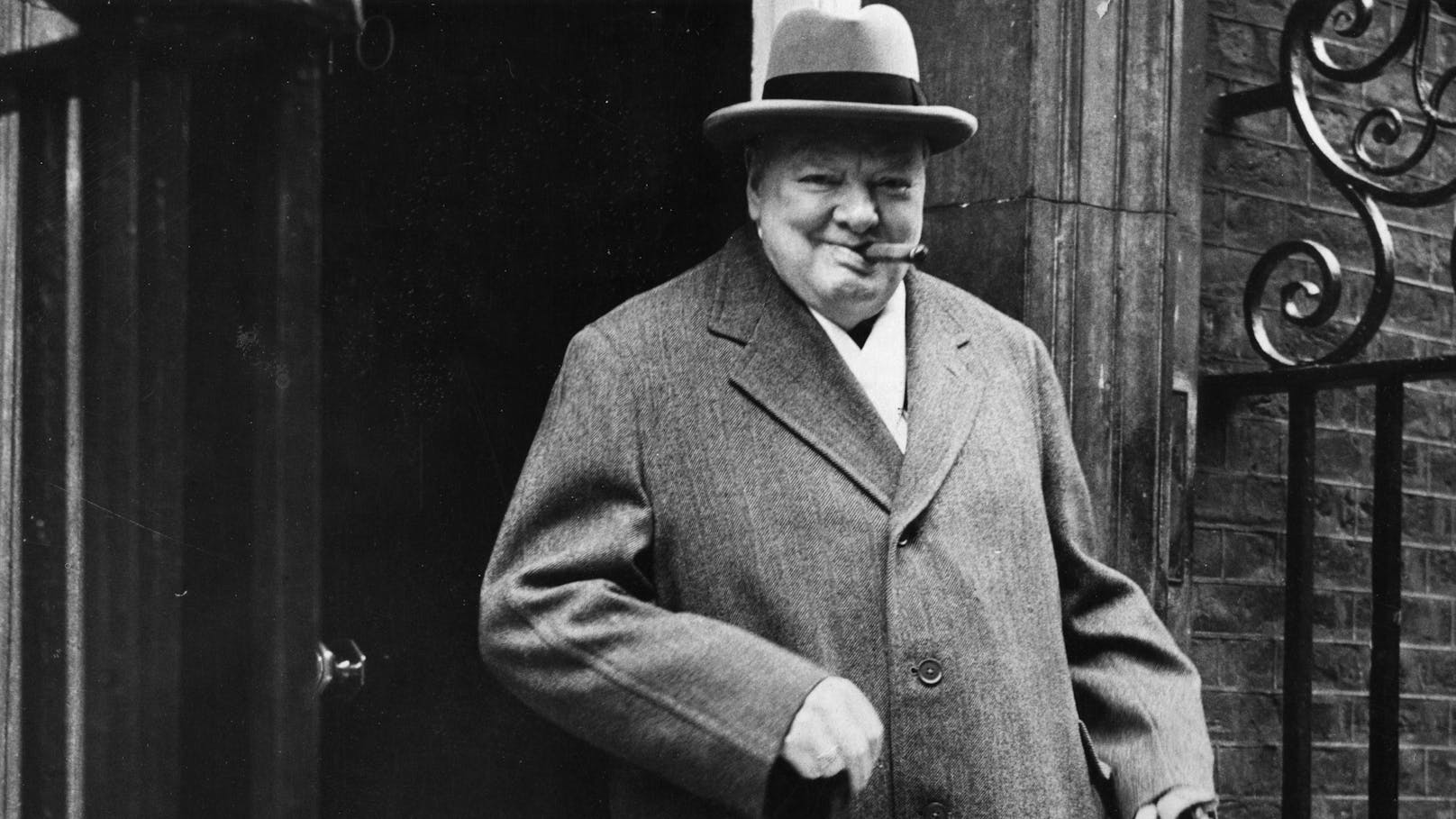 Winston Churchills Partei will das Rauchen abschaffen