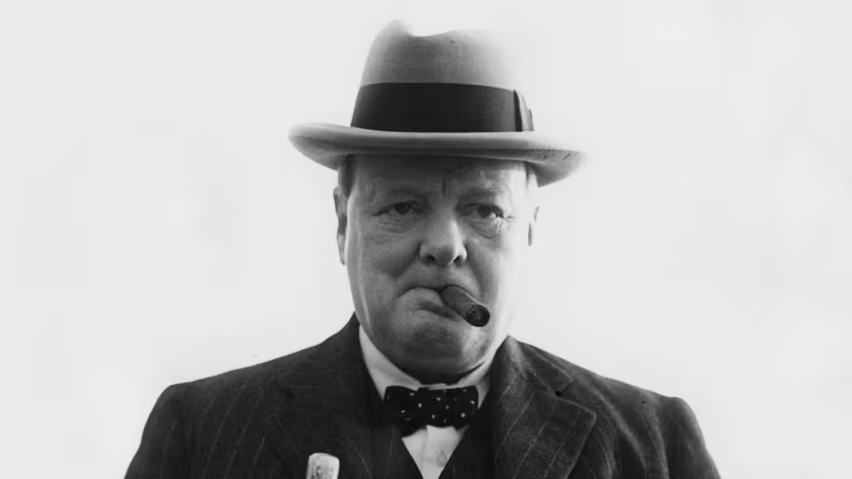 Winston Churchills Partei will das Rauchen abschaffen – Welt | Heute.at