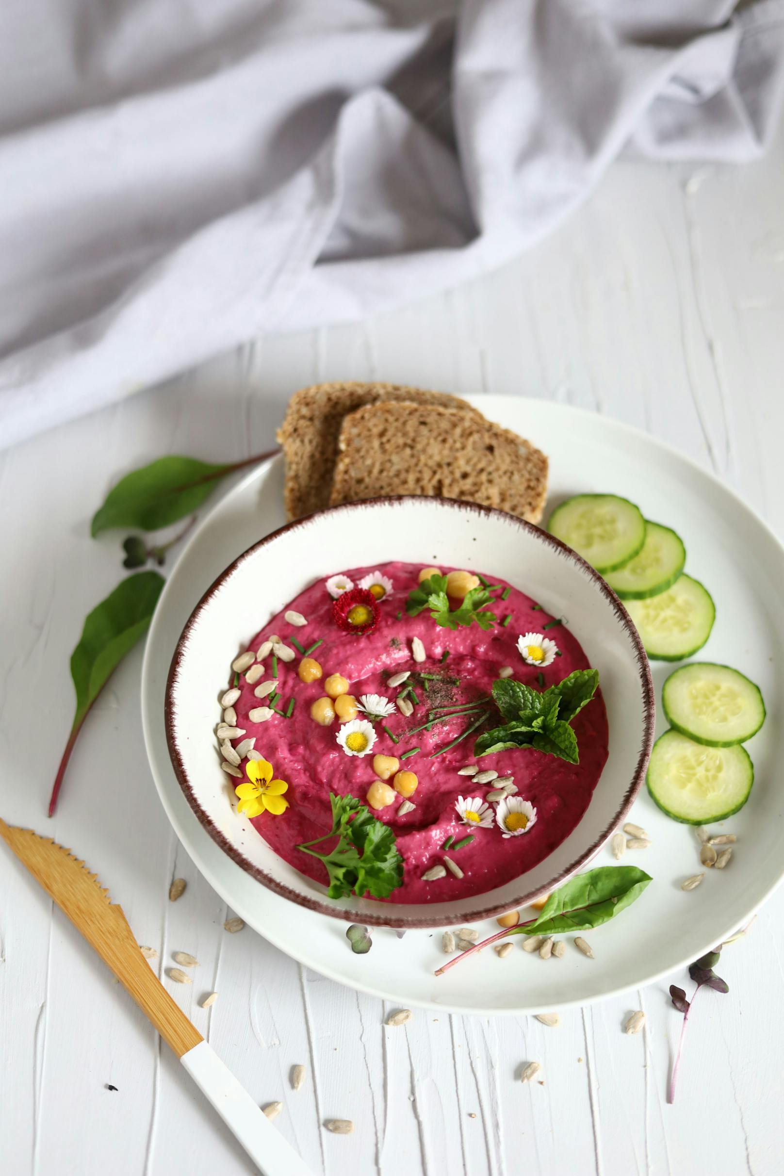 Rote-Rüben-Hummus