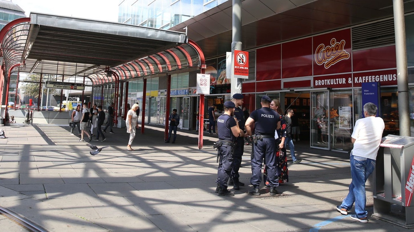 Heute.at - Neues Gesetz – das ist in Parks und Öffis bald verboten