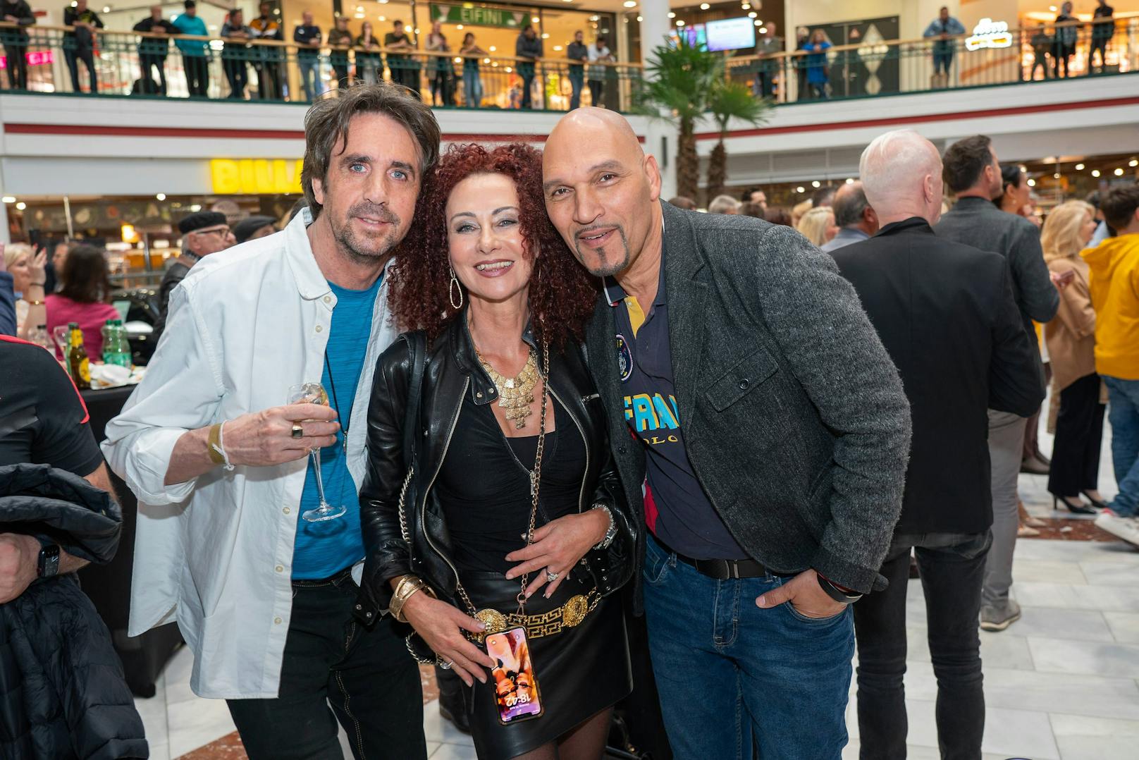 Josef Winkler mit Christina "Mausi" Lugner und Cyril Radlher