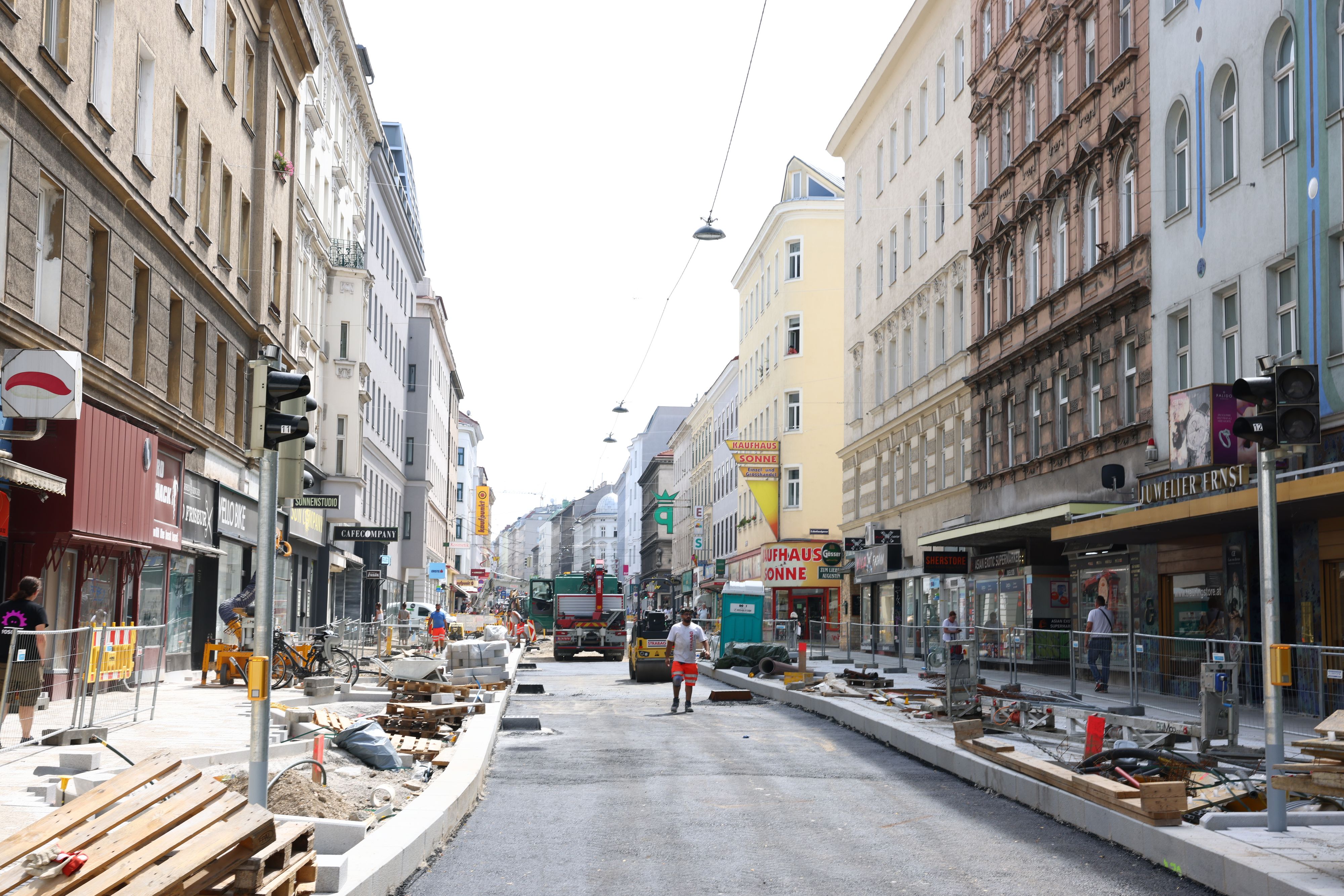 Heuer ist wieder mit einigen Straßensperren zu rechnen. (Archivbild)