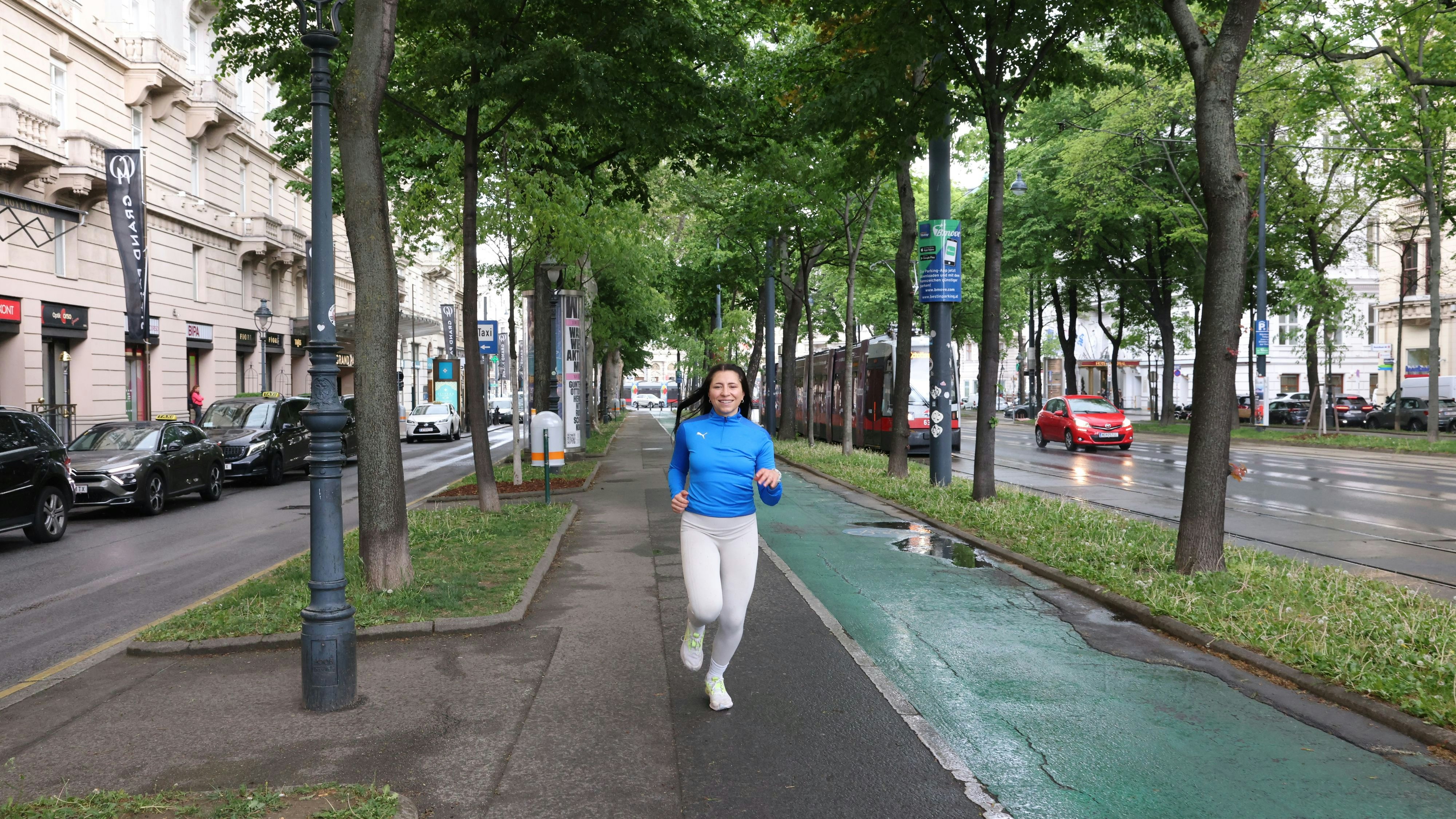 Sophie Imhof (28) lief Bim-Linien in Wien ab.