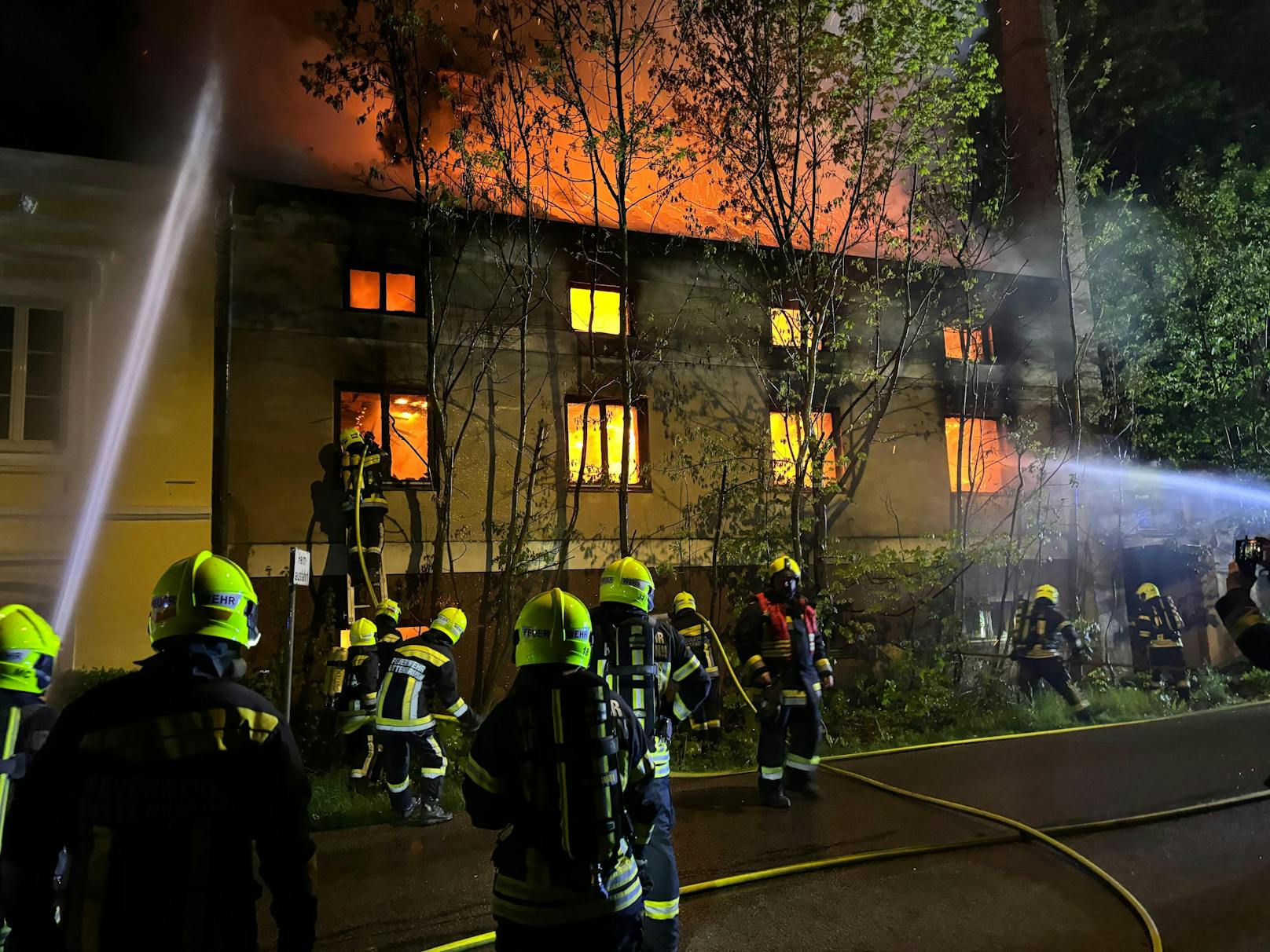 Im Einsatz standen 68 Feuerwehrmitglieder aus 5 Feuerwehren.