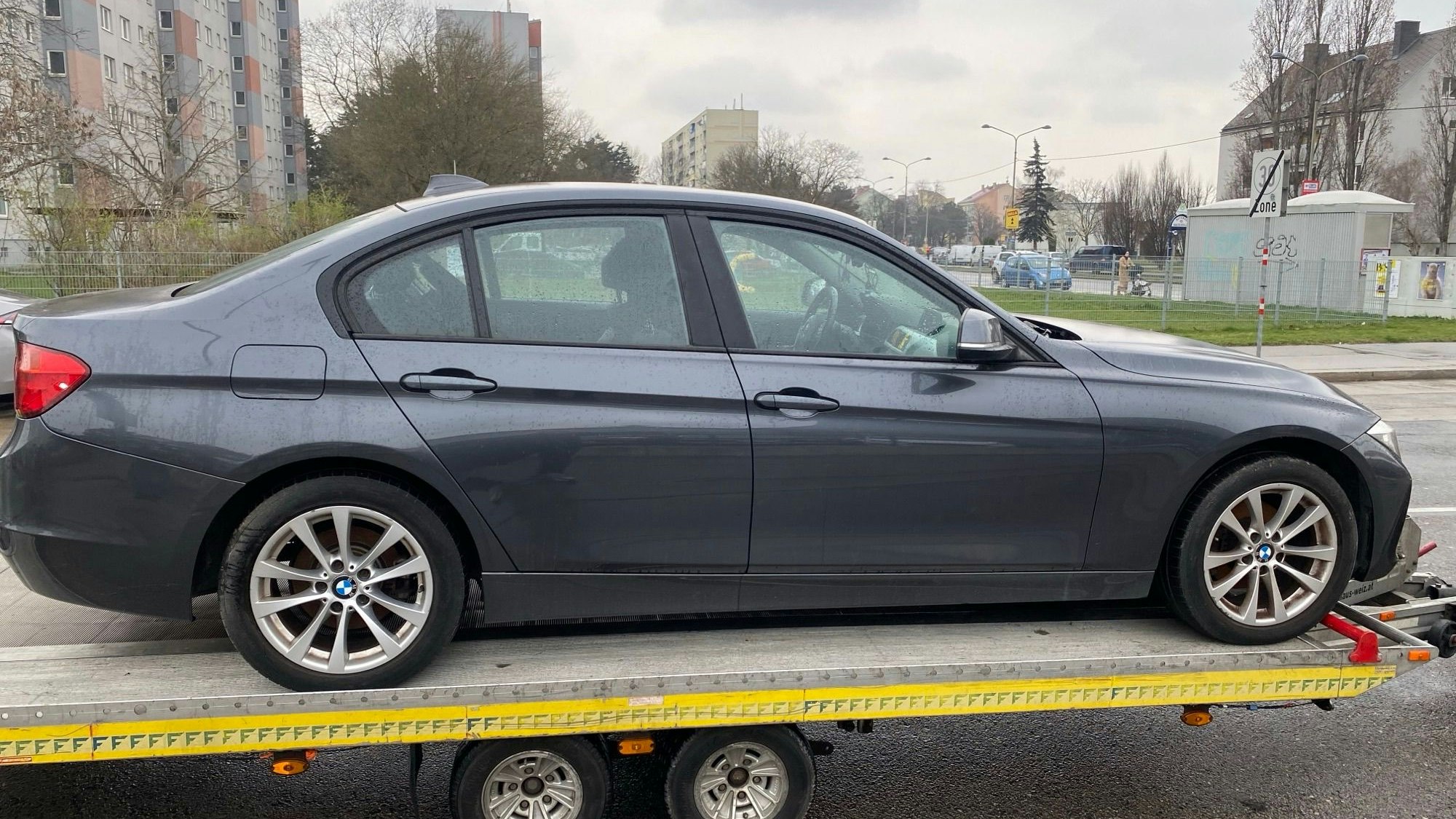 BMW nicht repariert – Wiener Werkstatt will aber 1.500€