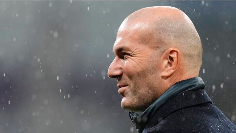 Zinedine Zidane ist bei den Bayern im Gespräch.