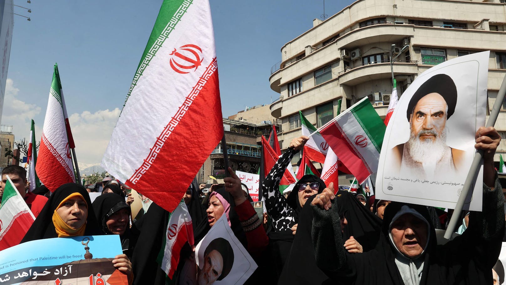 Iran droht Israel mit "nie zuvor eingesetzten Waffen"