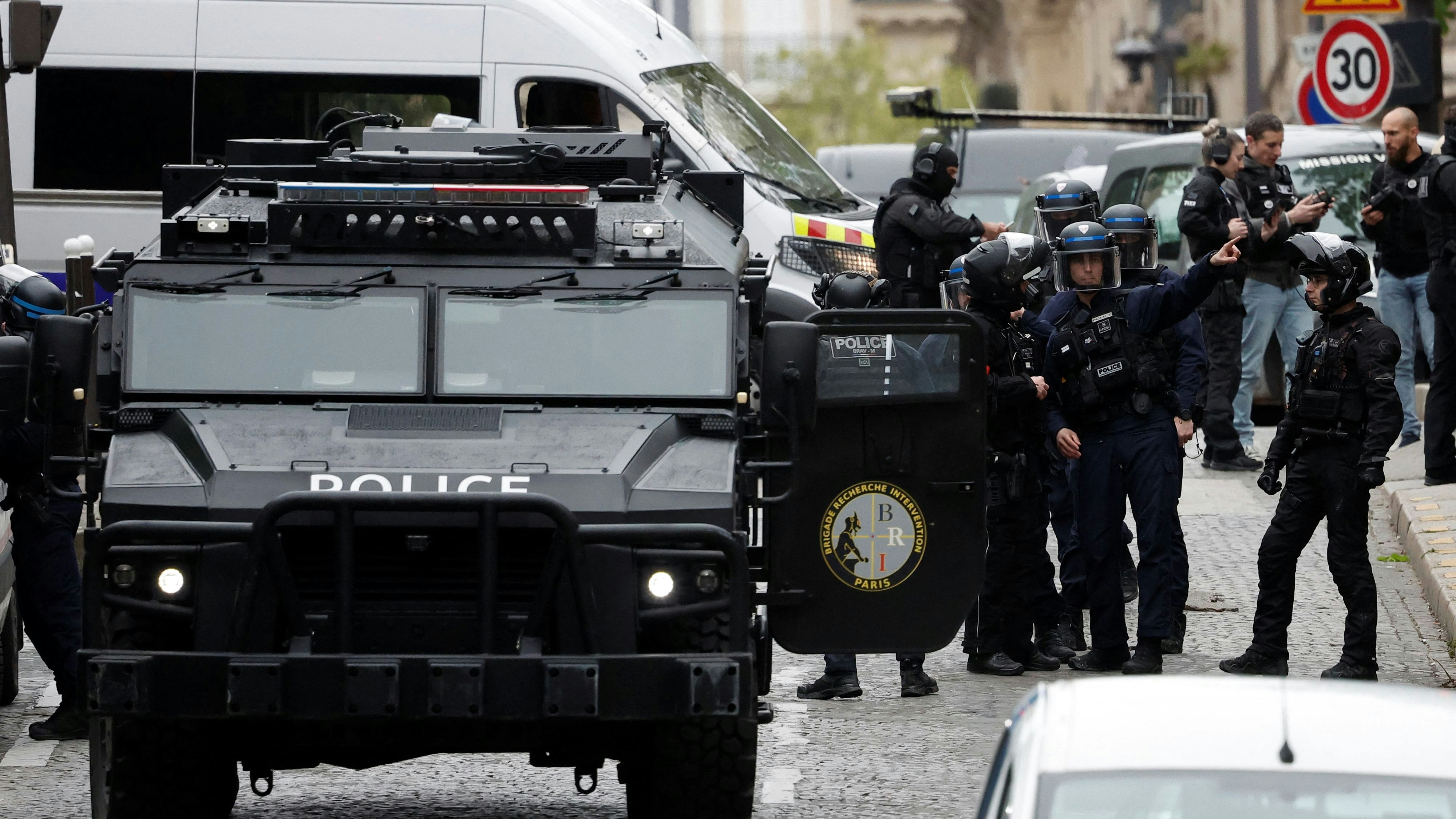 Heute.at - Bomben-Alarm! Iranische Botschaft muss evakuiert werden