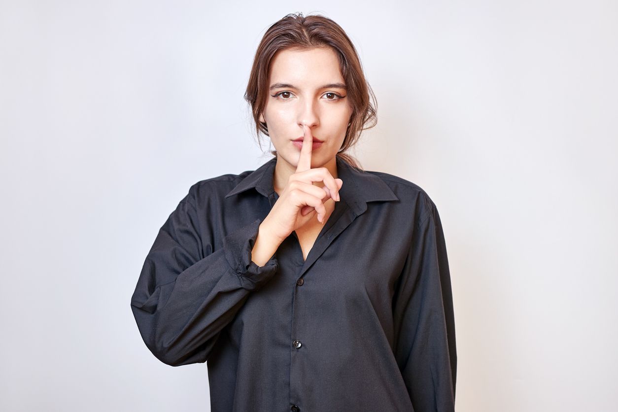 Schweigen kann Stress abbauen und die innere Ruhe fördern.